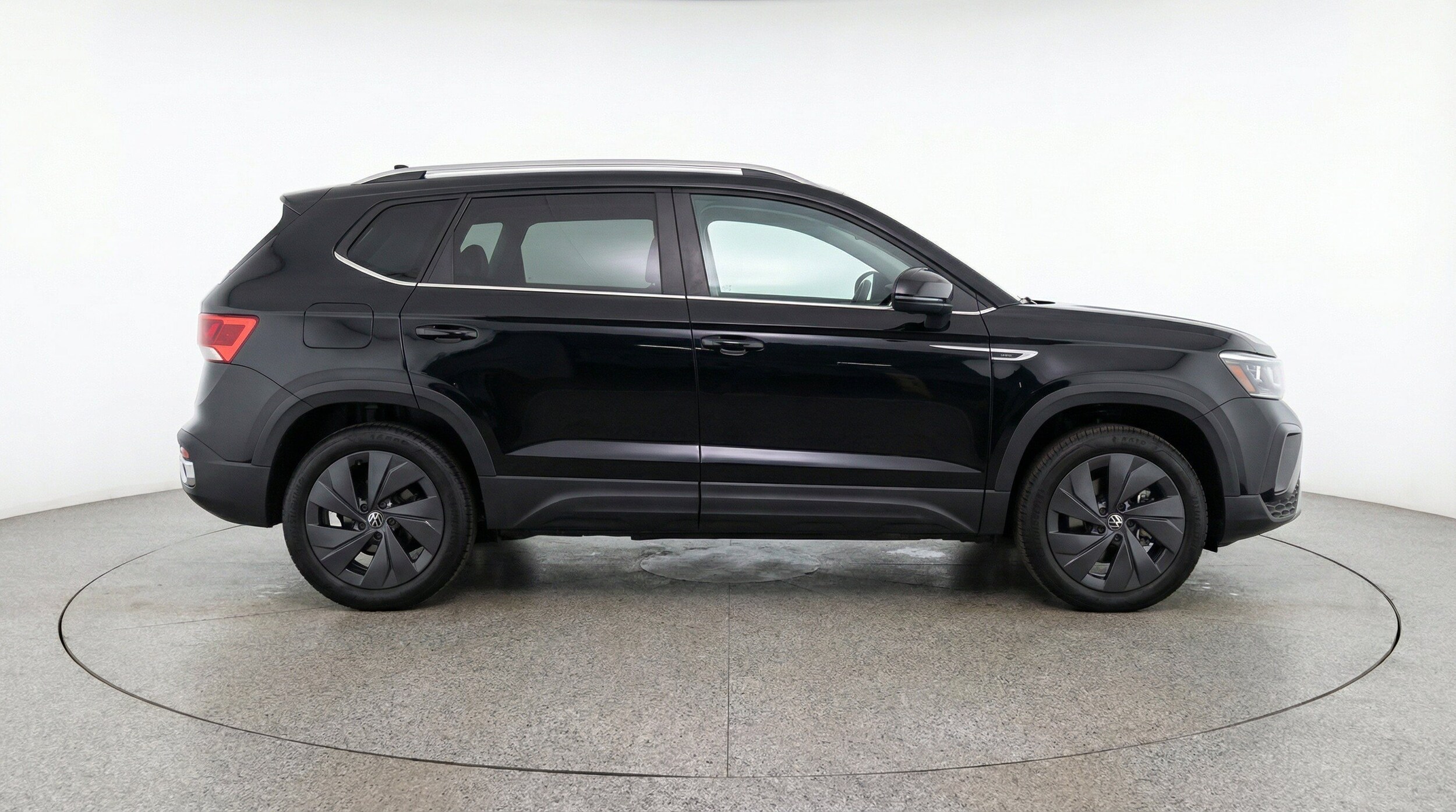 Thumbnail: 2026 Volkswagen Taos - 10
