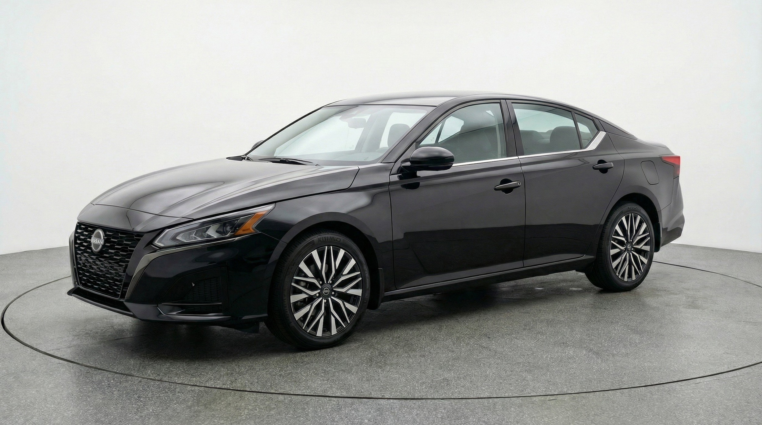 Thumbnail: 2025 Nissan Altima - 3