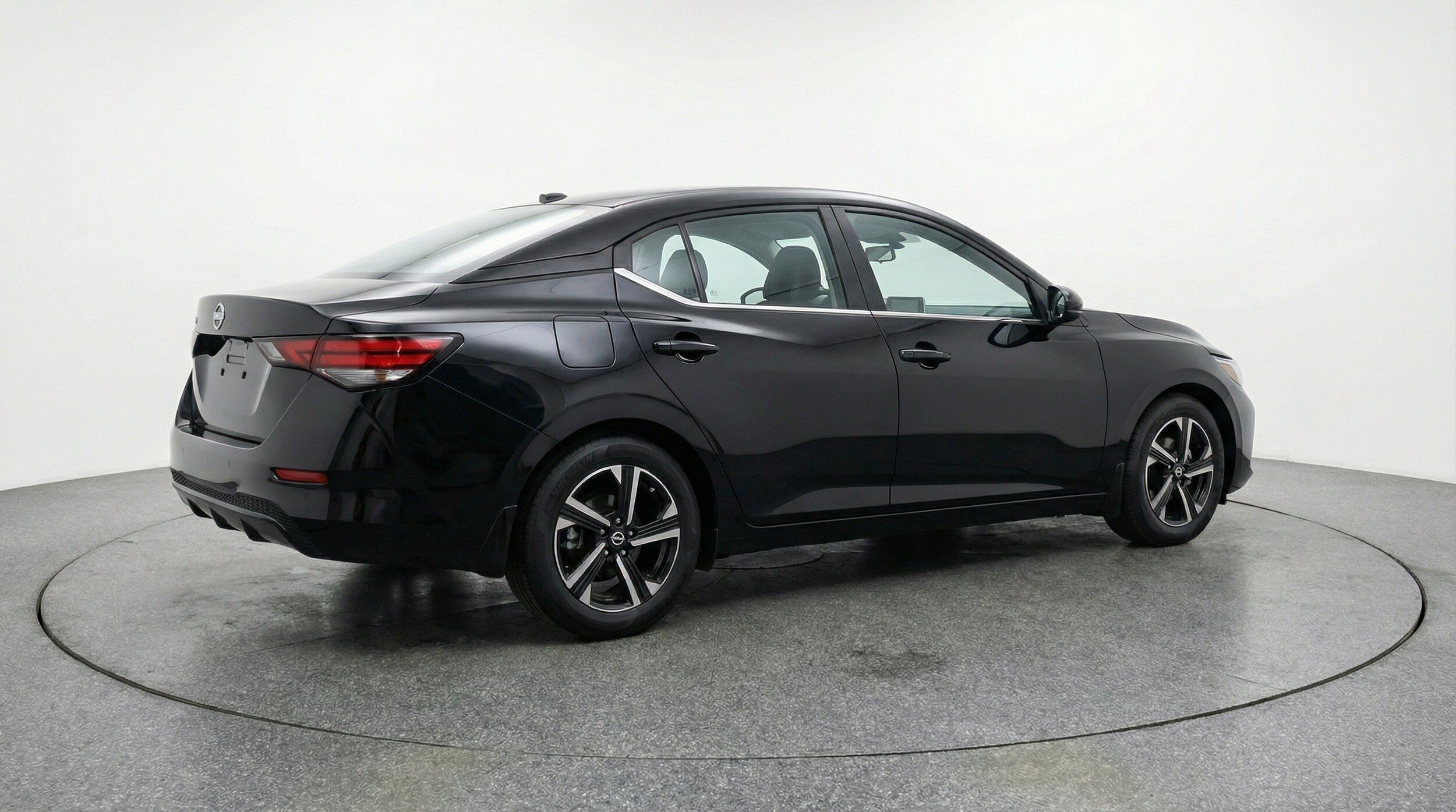 Thumbnail: 2025 Nissan Sentra - 9