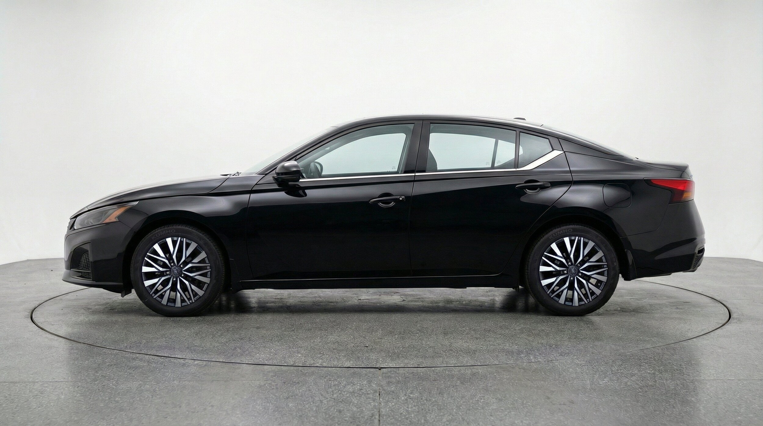 Thumbnail: 2026 Nissan Altima - 5