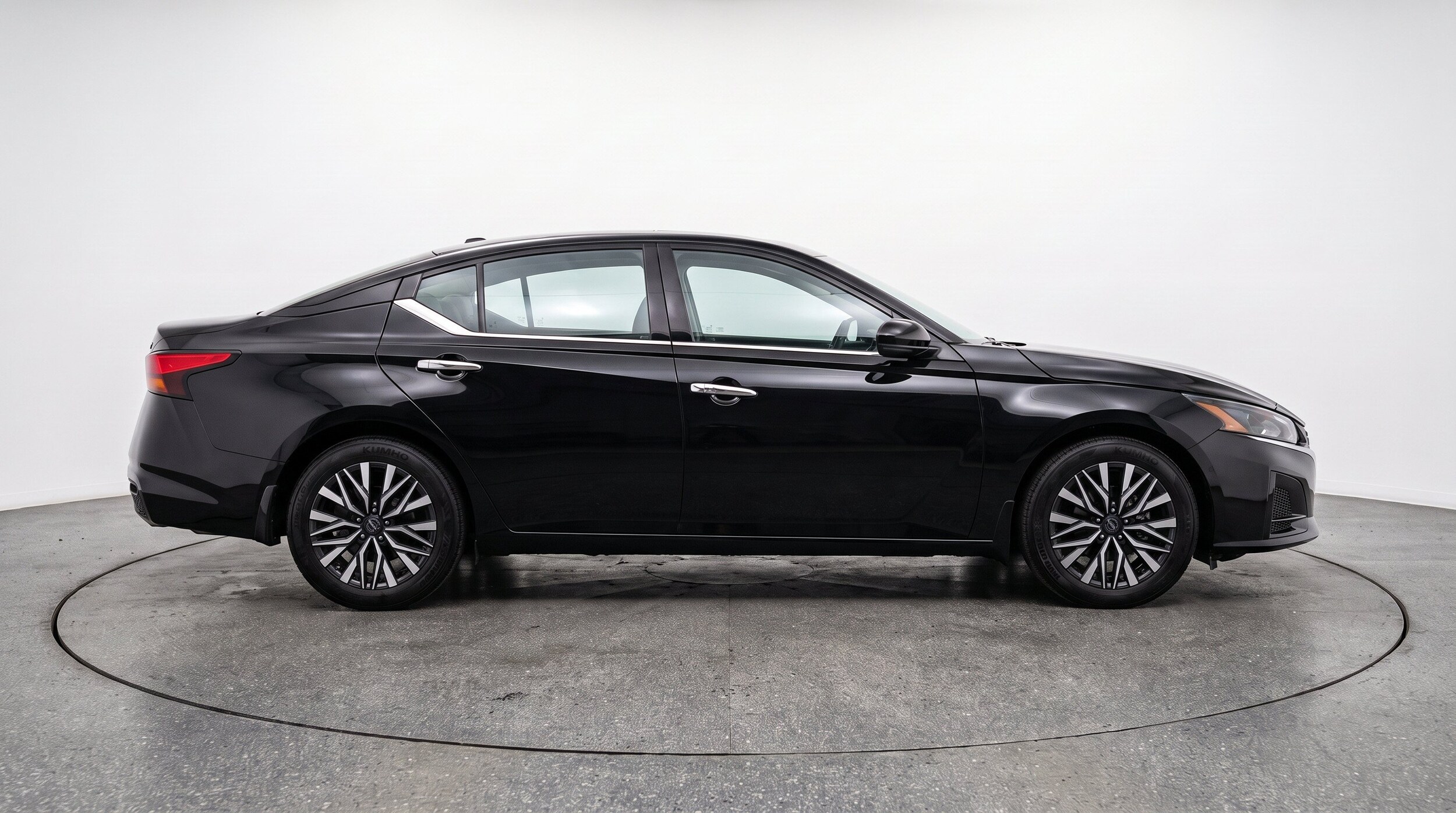 Thumbnail: 2025 Nissan Altima - 11