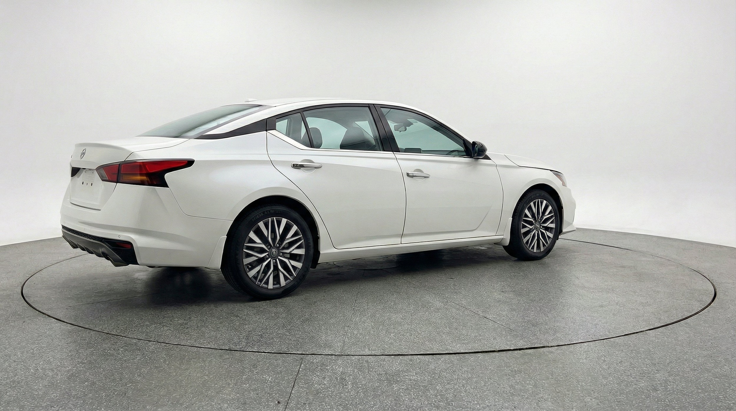 Thumbnail: 2025 Nissan Altima - 6