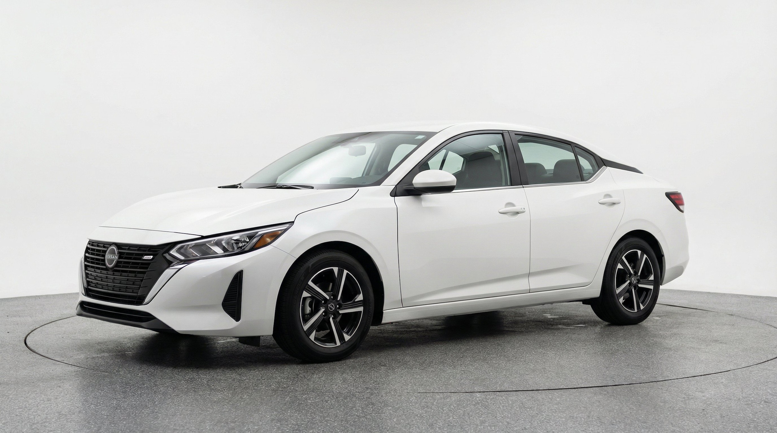 Thumbnail: 2025 Nissan Sentra - 3
