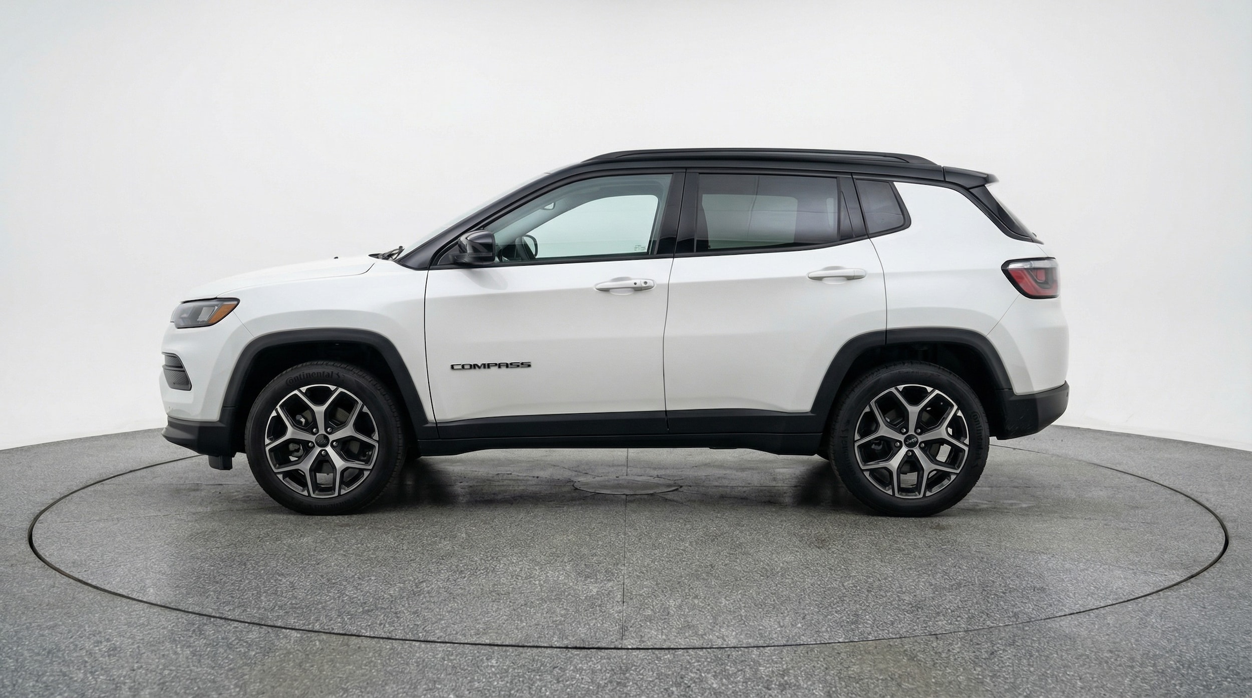Thumbnail: 2025 Jeep Compass - 4