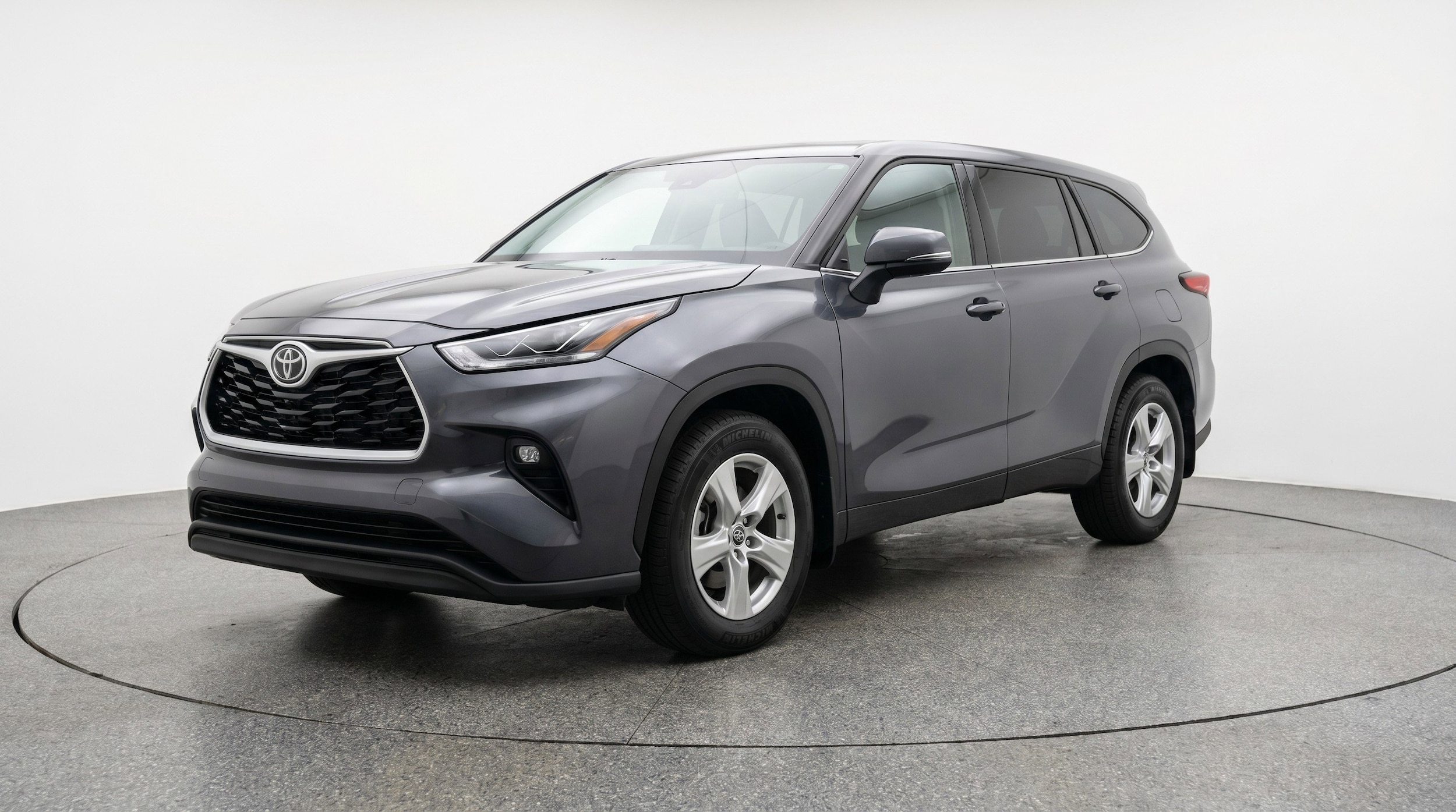 Thumbnail: 2025 Toyota Highlander - 3