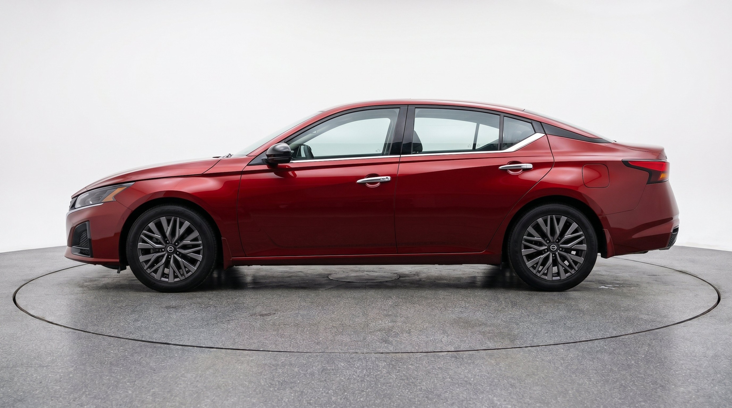 Thumbnail: 2025 Nissan Altima - 5