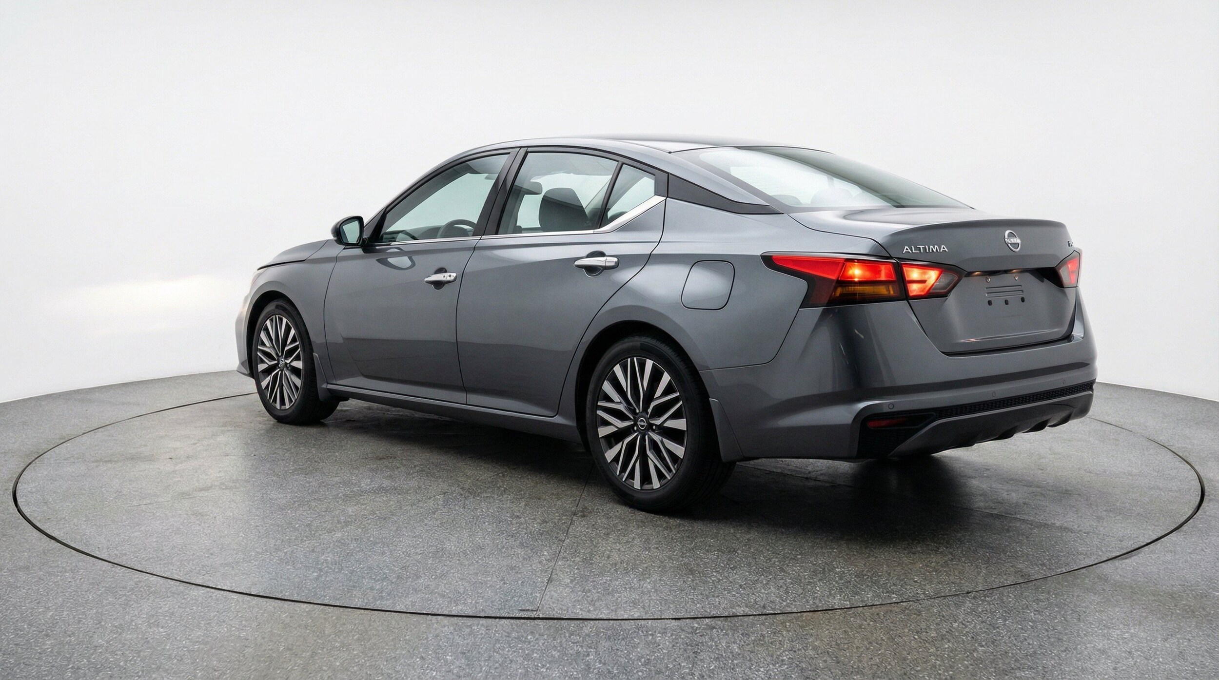 Thumbnail: 2025 Nissan Altima - 6