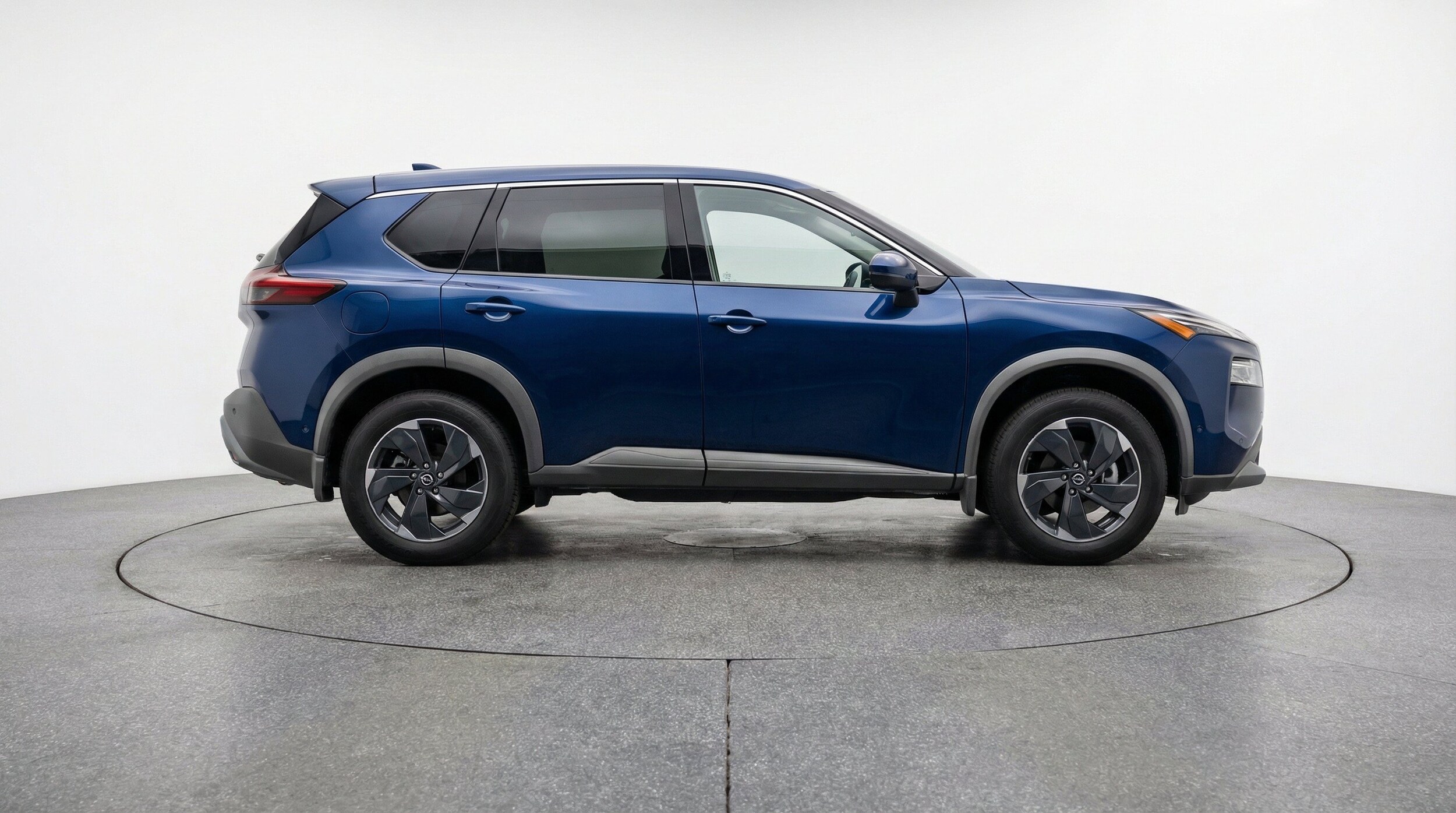 Thumbnail: 2025 Nissan Rogue - 10