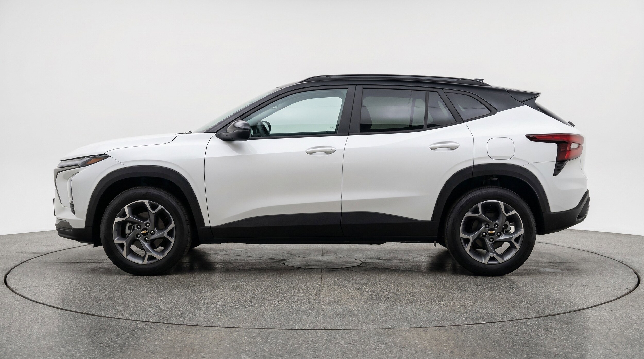 Thumbnail: 2025 Chevrolet Trax - 5
