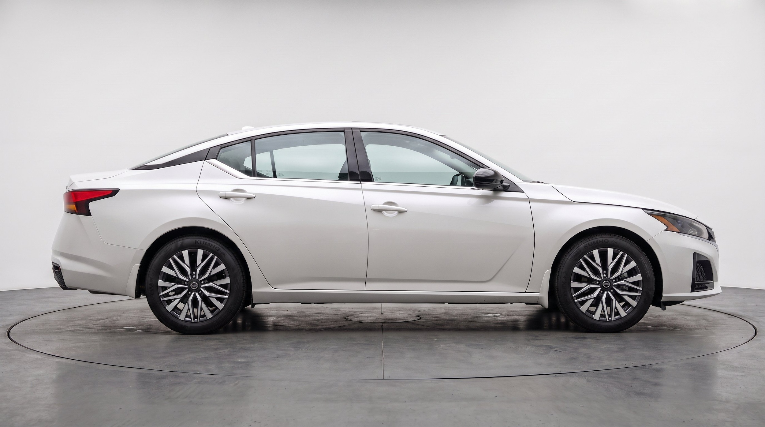 Thumbnail: 2026 Nissan Altima - 10