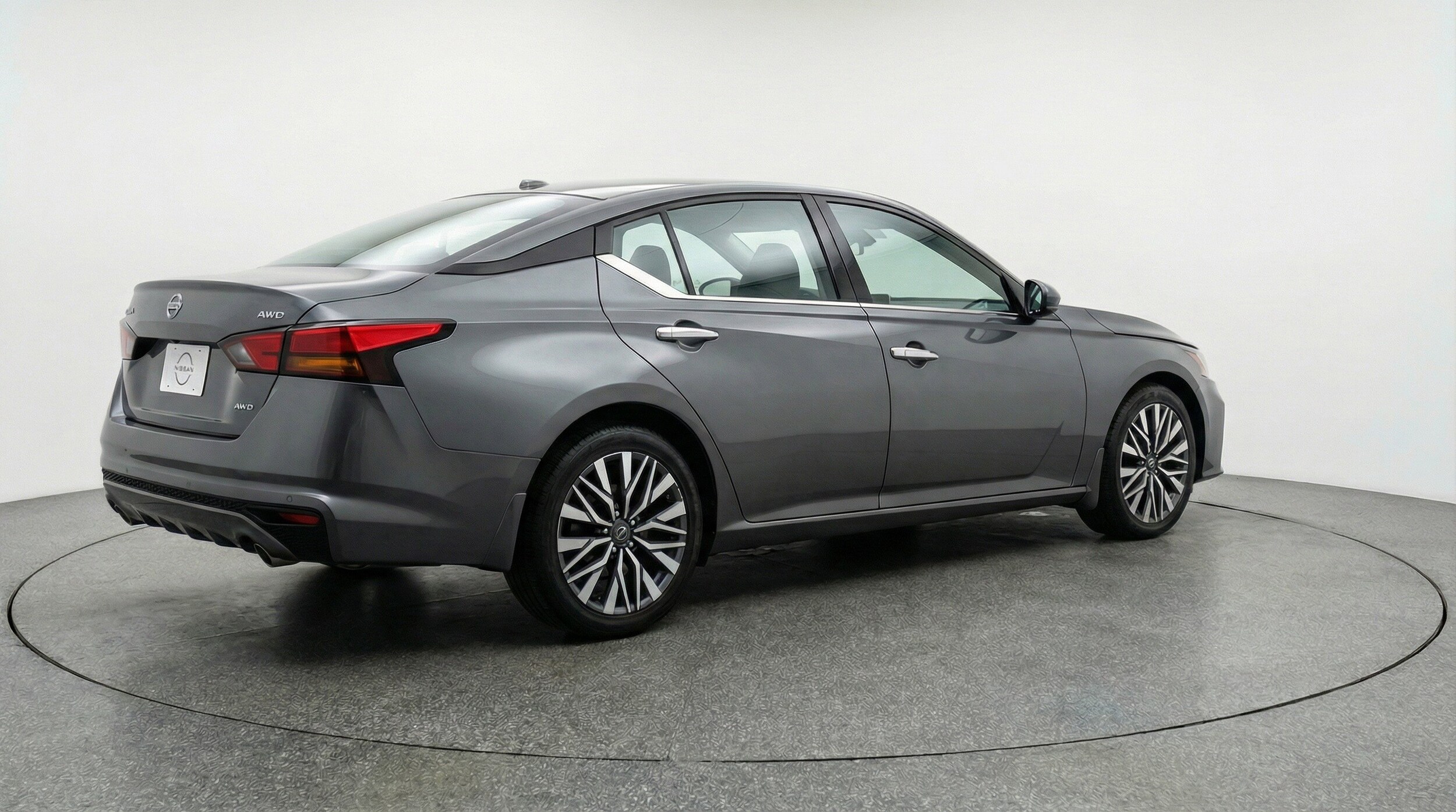 Thumbnail: 2025 Nissan Altima - 9