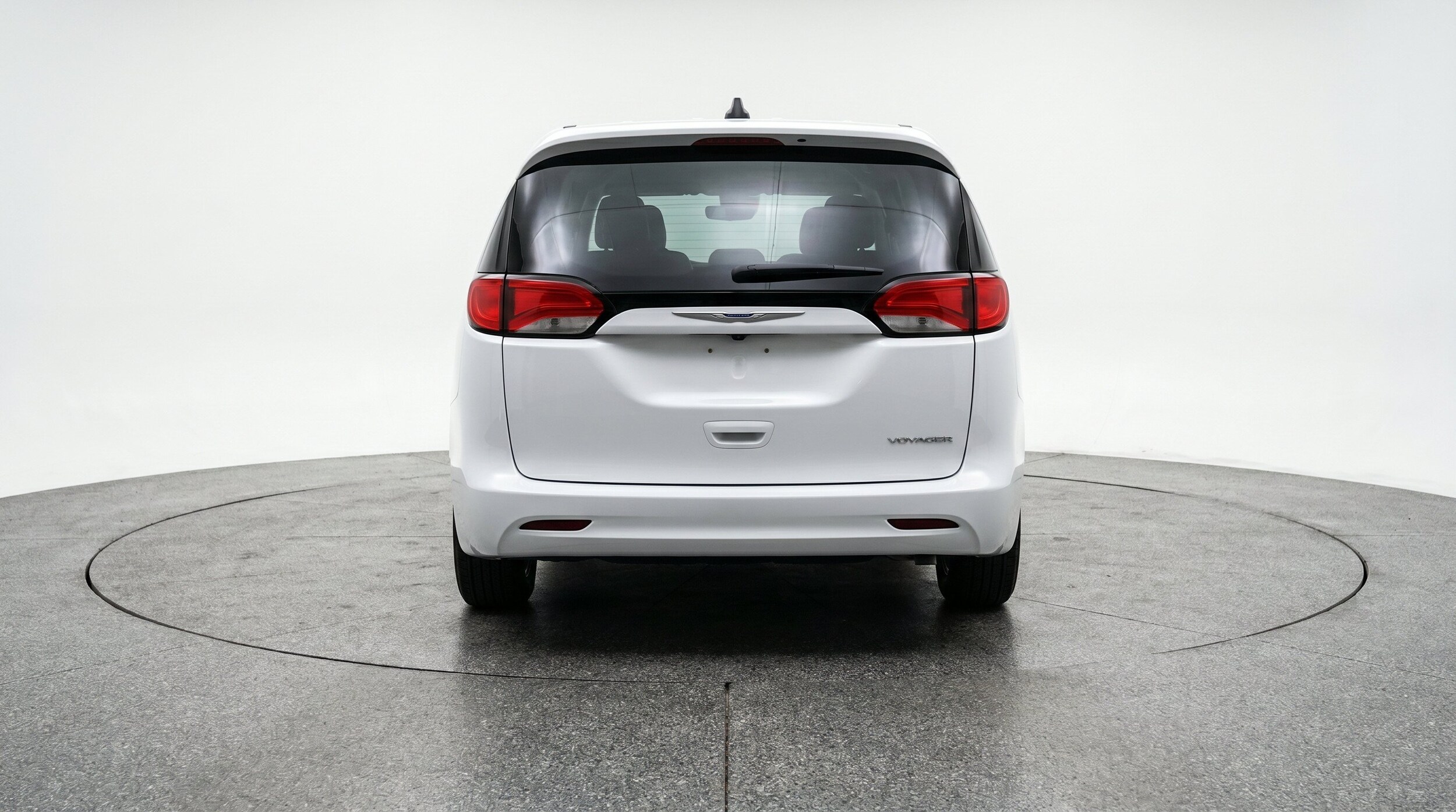 Thumbnail: 2024 Chrysler Voyager - 7