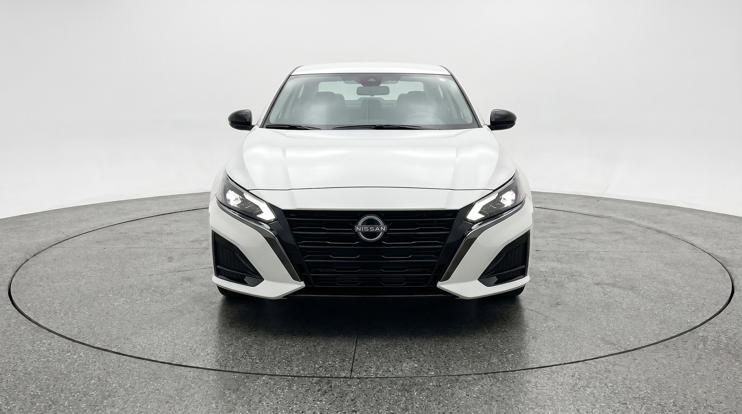 Thumbnail: 2025 Nissan Altima - 2