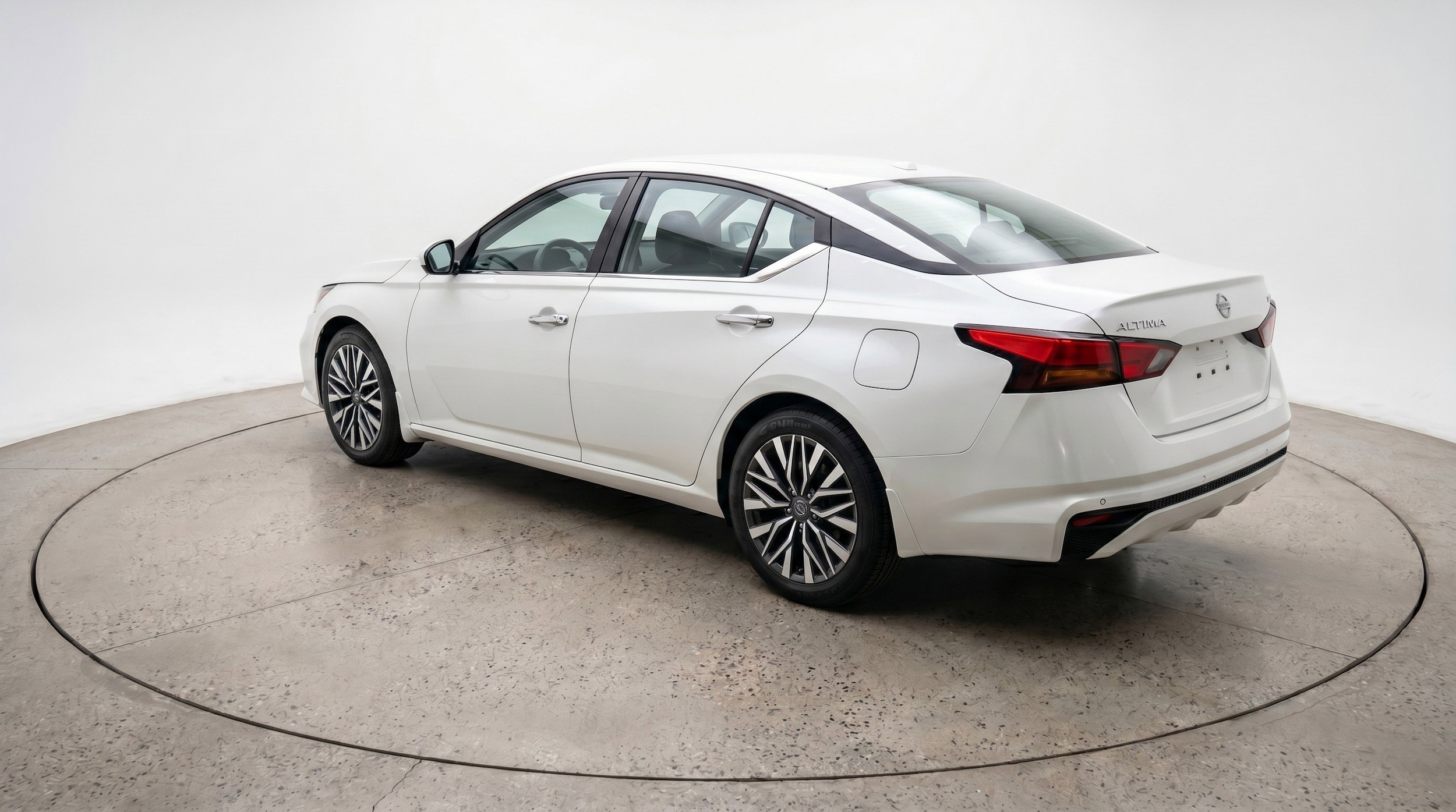Thumbnail: 2025 Nissan Altima - 6
