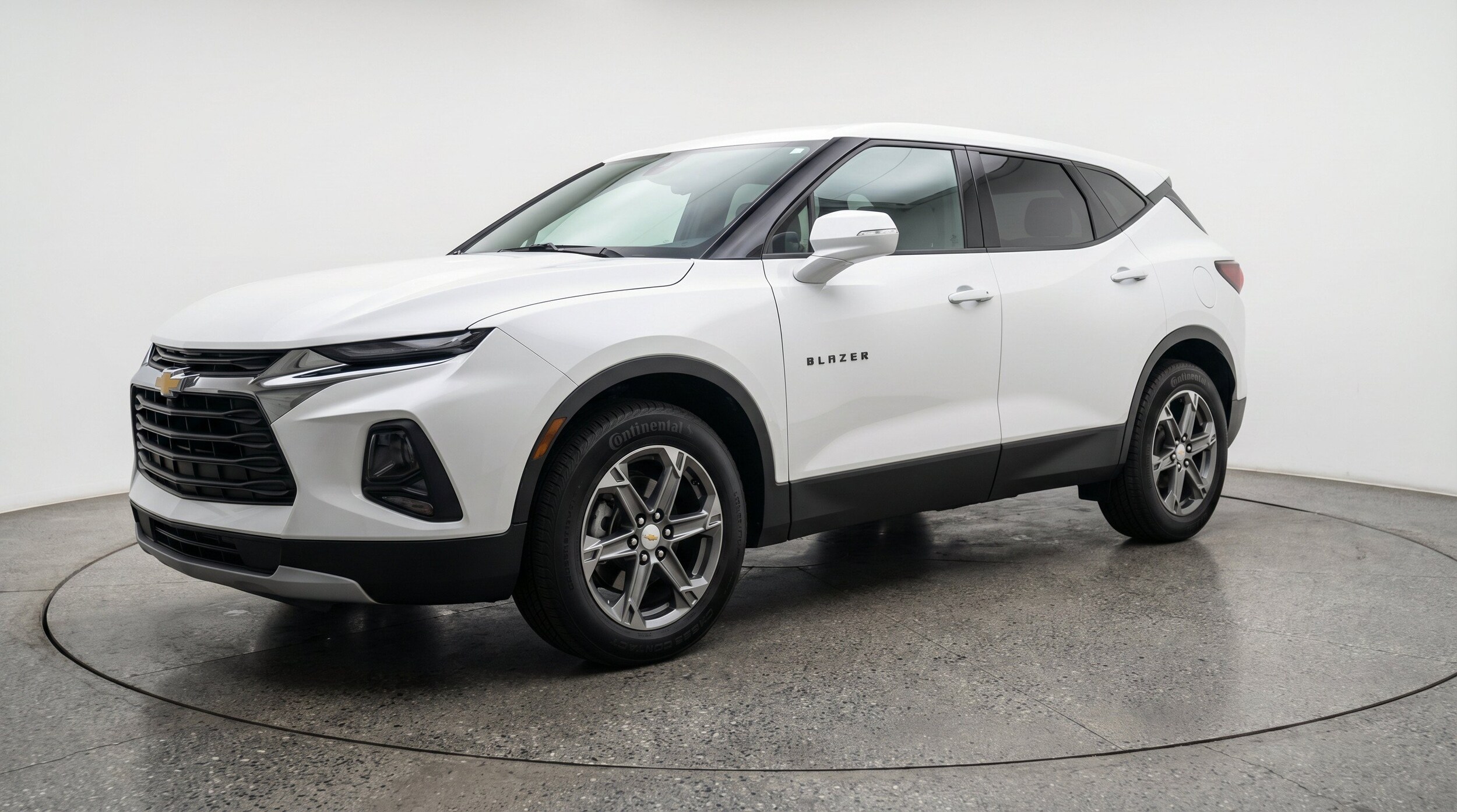 Thumbnail: 2026 Chevrolet Blazer - 3