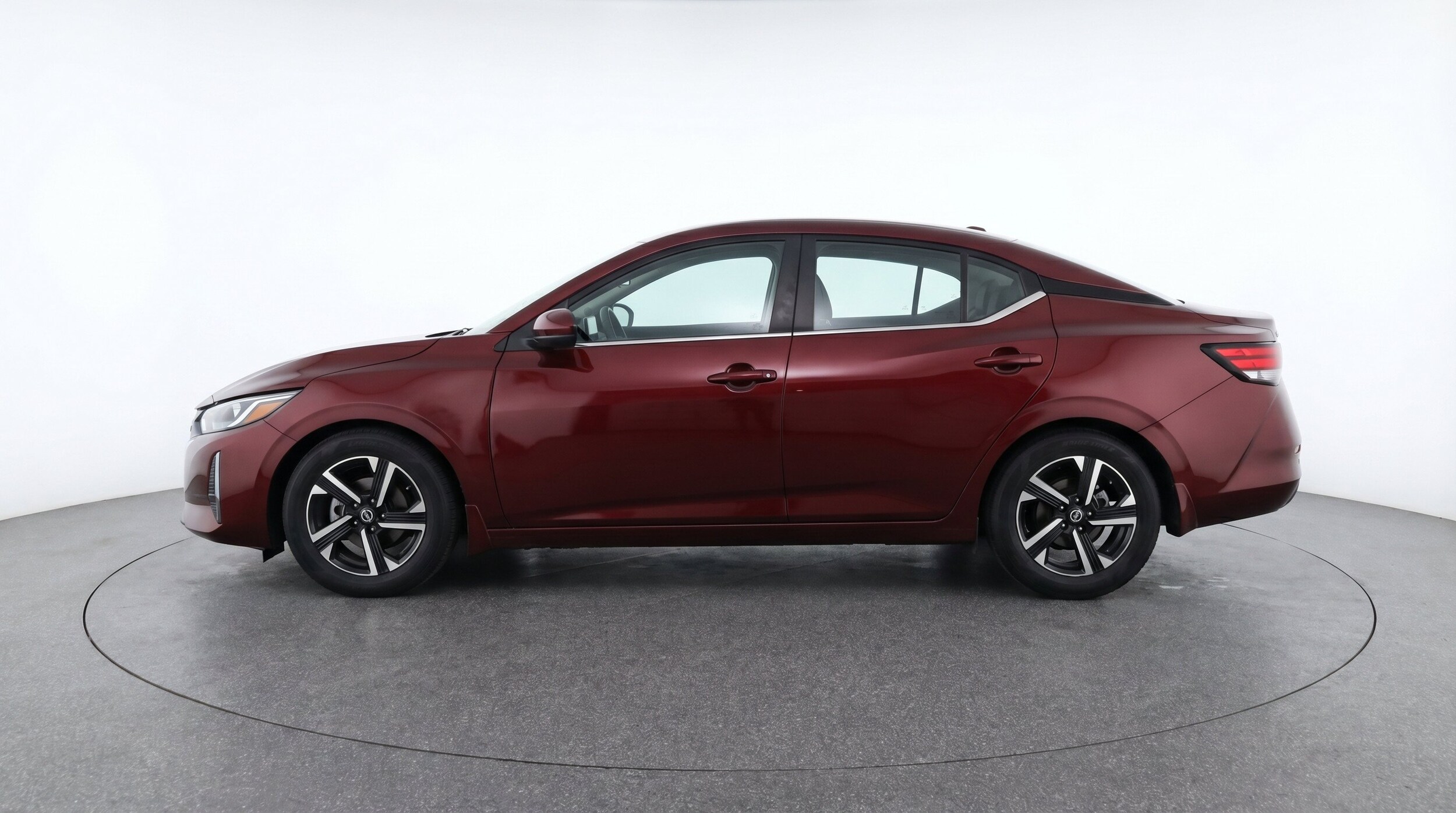 Thumbnail: 2025 Nissan Sentra - 5