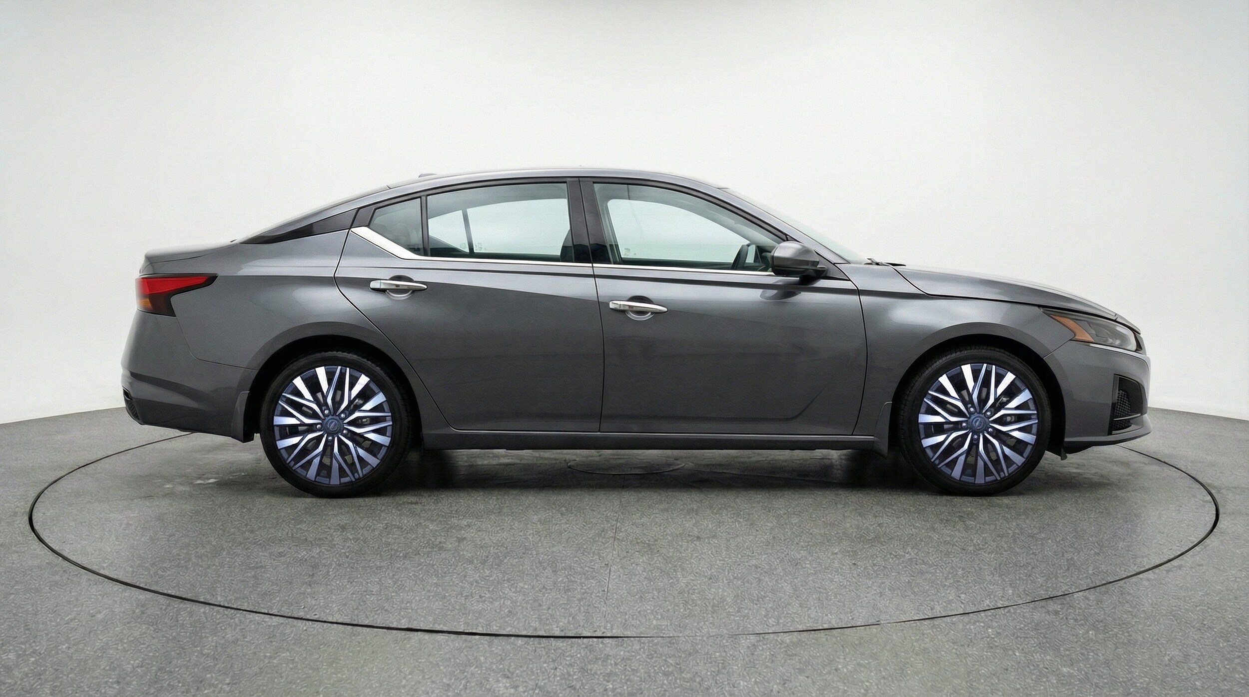 Thumbnail: 2025 Nissan Altima - 11