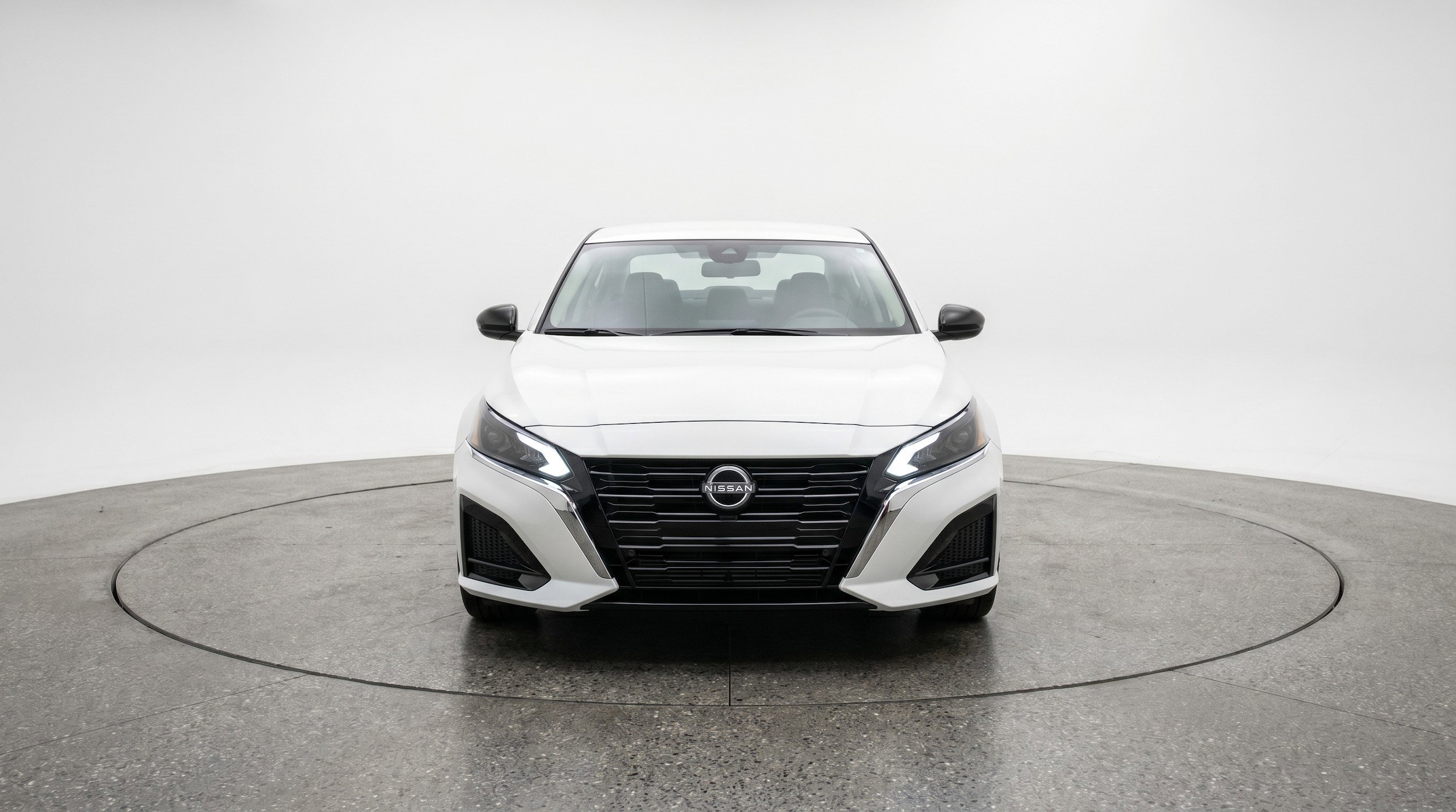 Thumbnail: 2025 Nissan Altima - 2