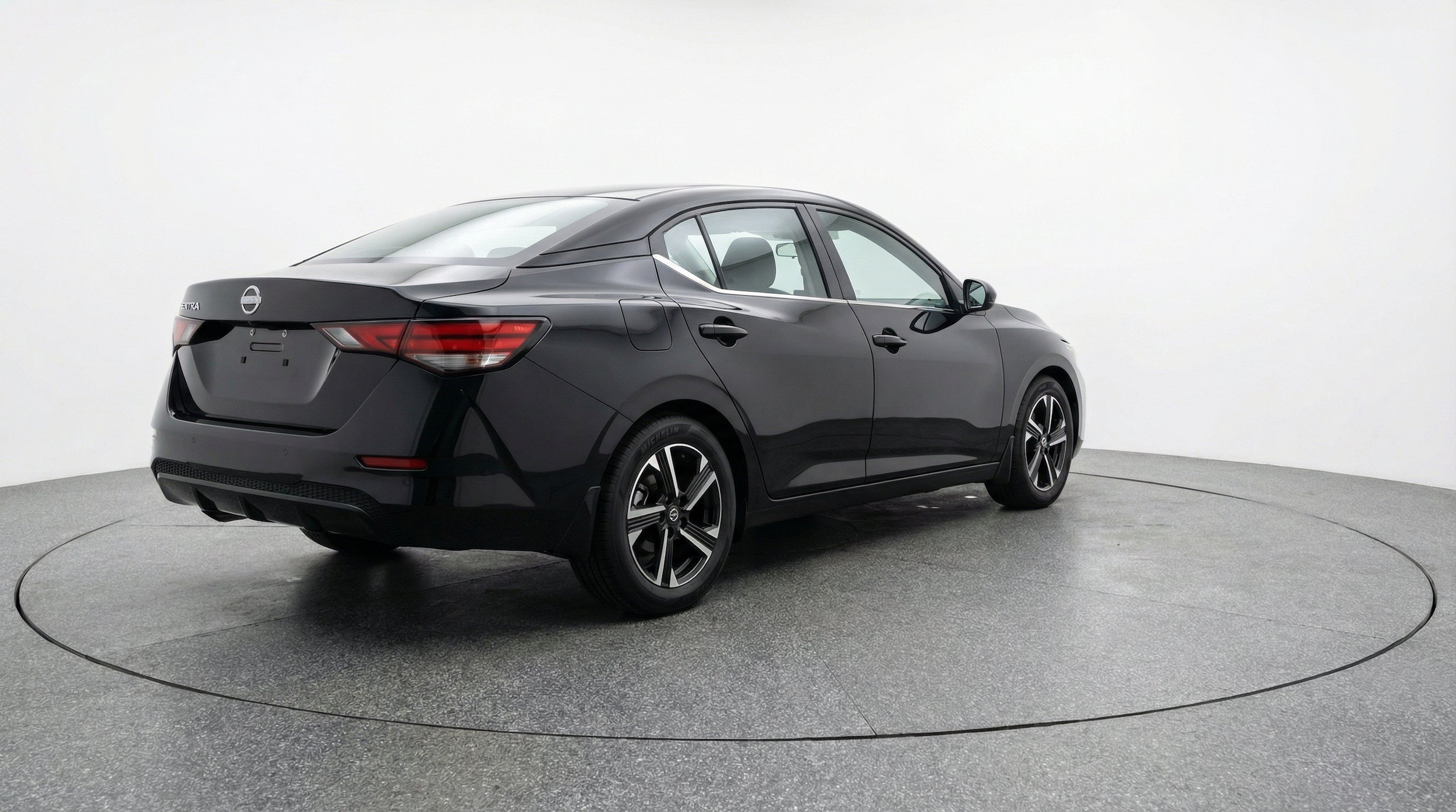 Thumbnail: 2025 Nissan Sentra - 9