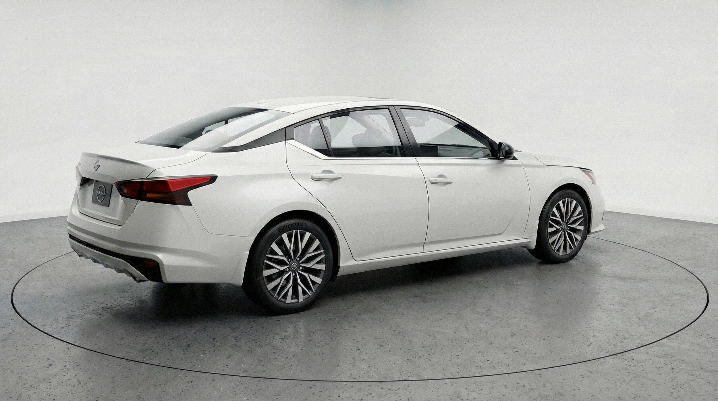 Thumbnail: 2025 Nissan Altima - 9