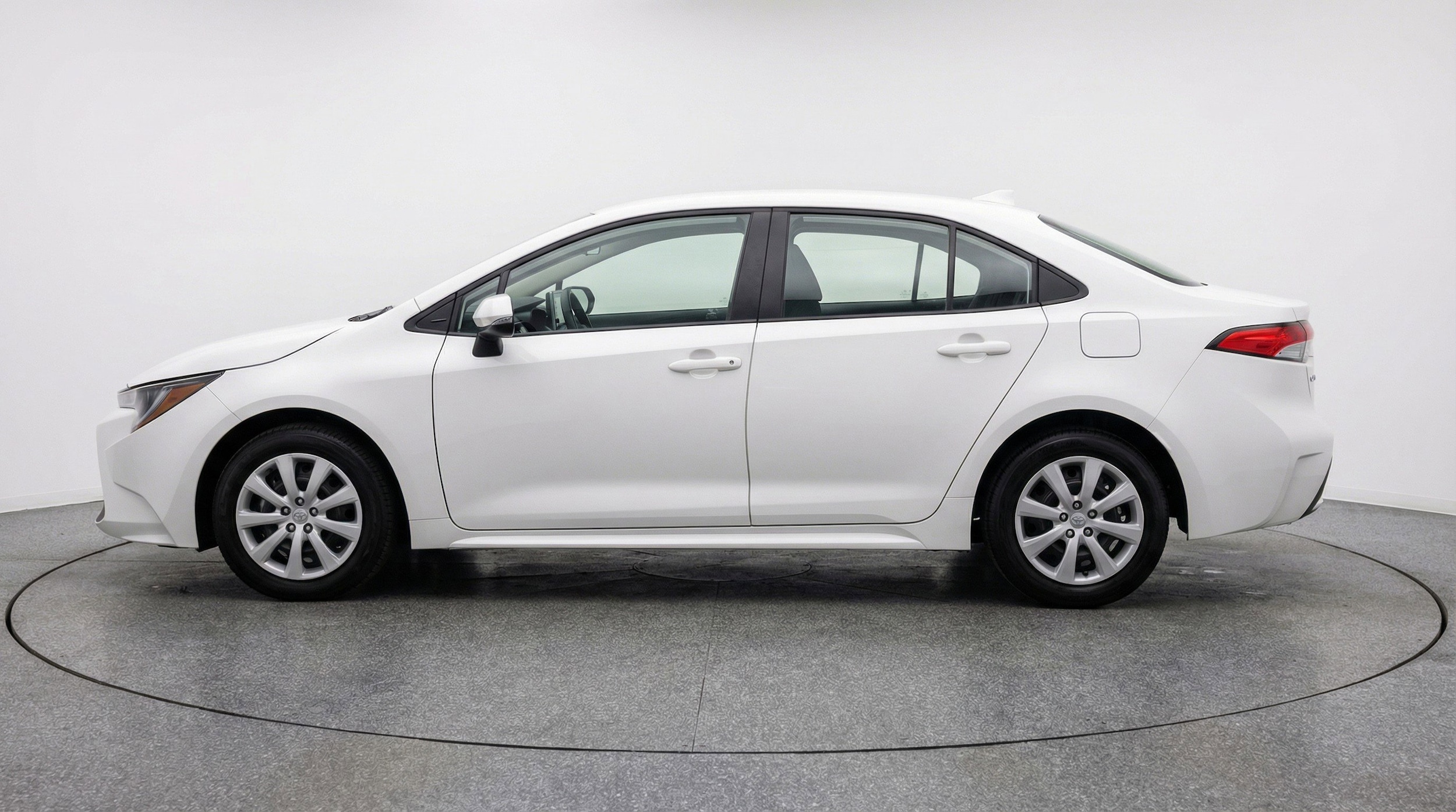 Thumbnail: 2025 Toyota Corolla - 5