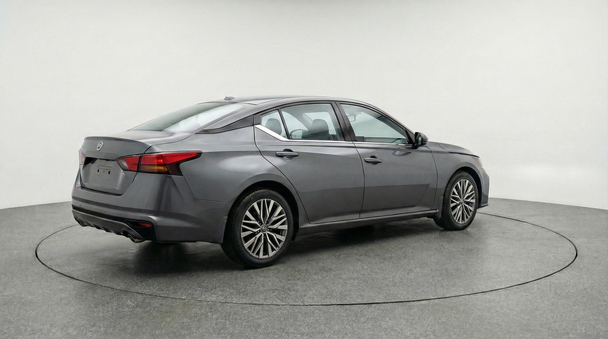 Thumbnail: 2025 Nissan Altima - 9