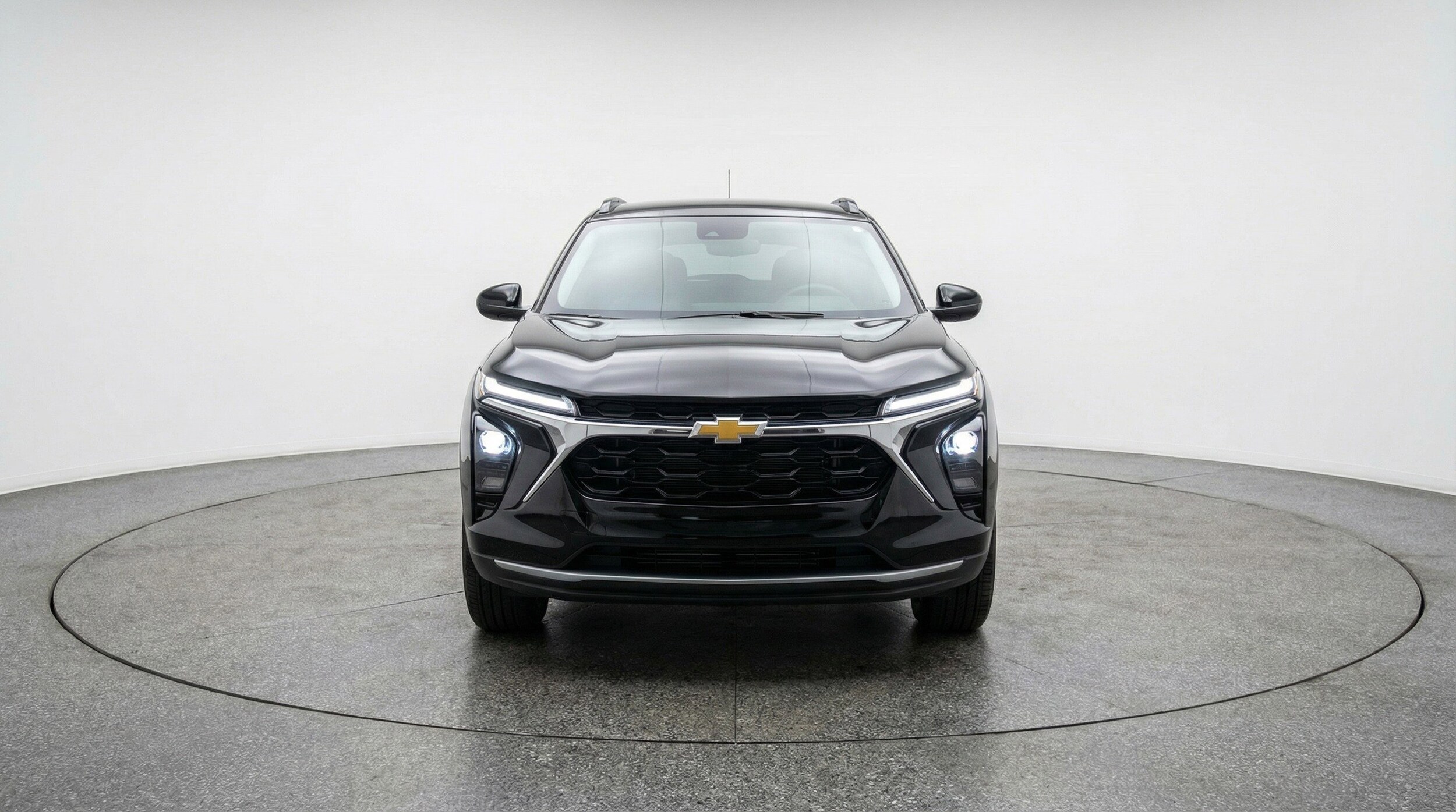 Thumbnail: 2025 Chevrolet Trax - 2