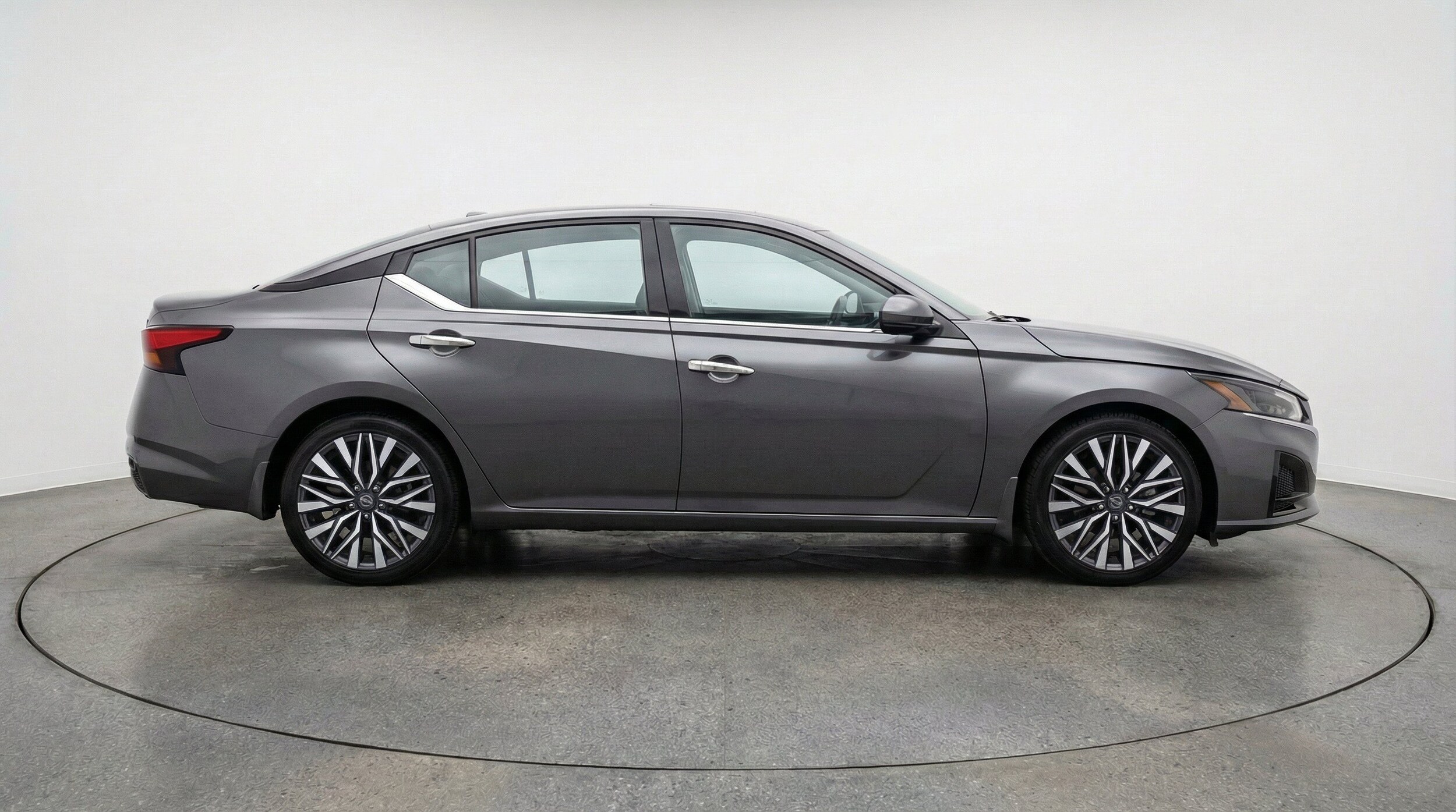 Thumbnail: 2025 Nissan Altima - 11
