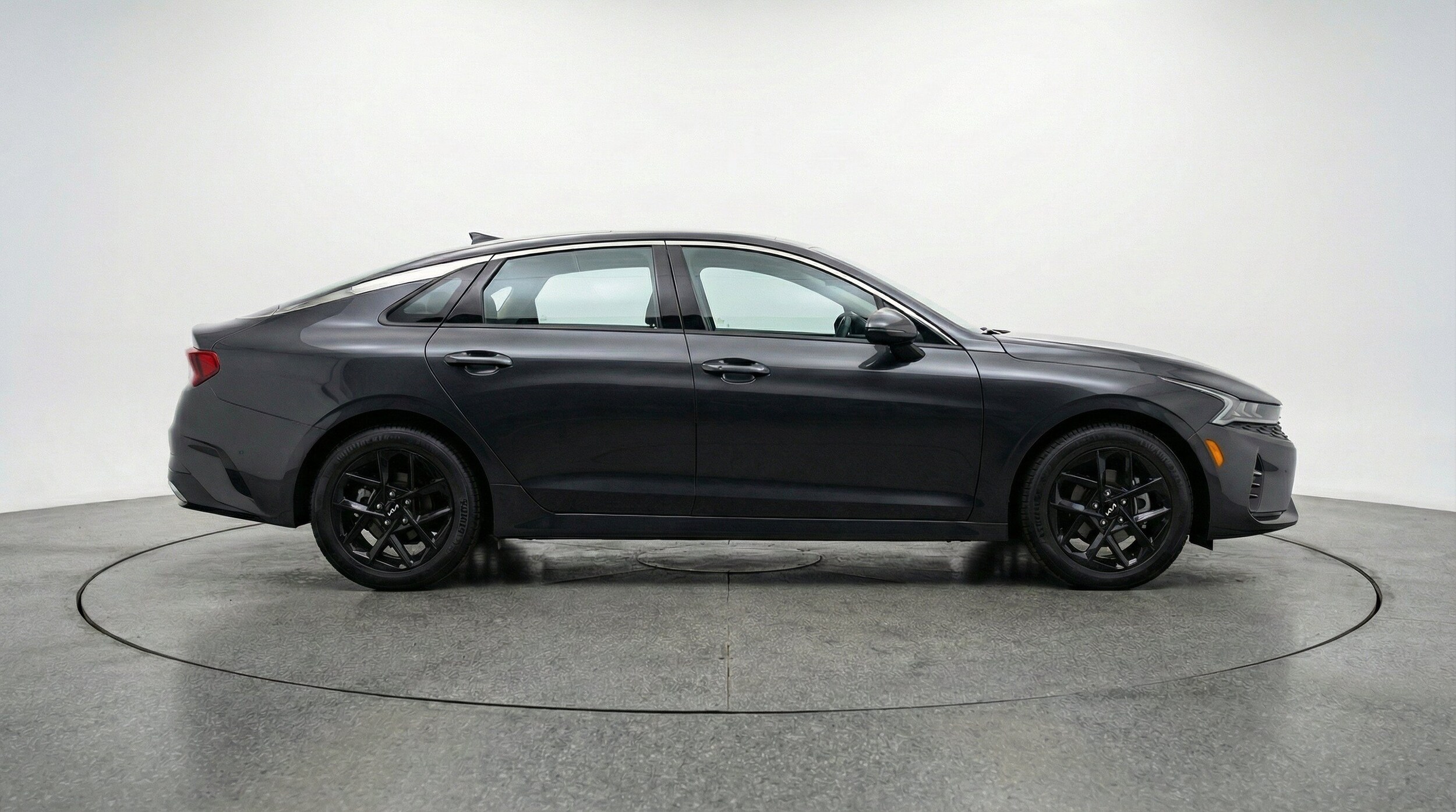 Thumbnail: 2025 Kia K5 - 11