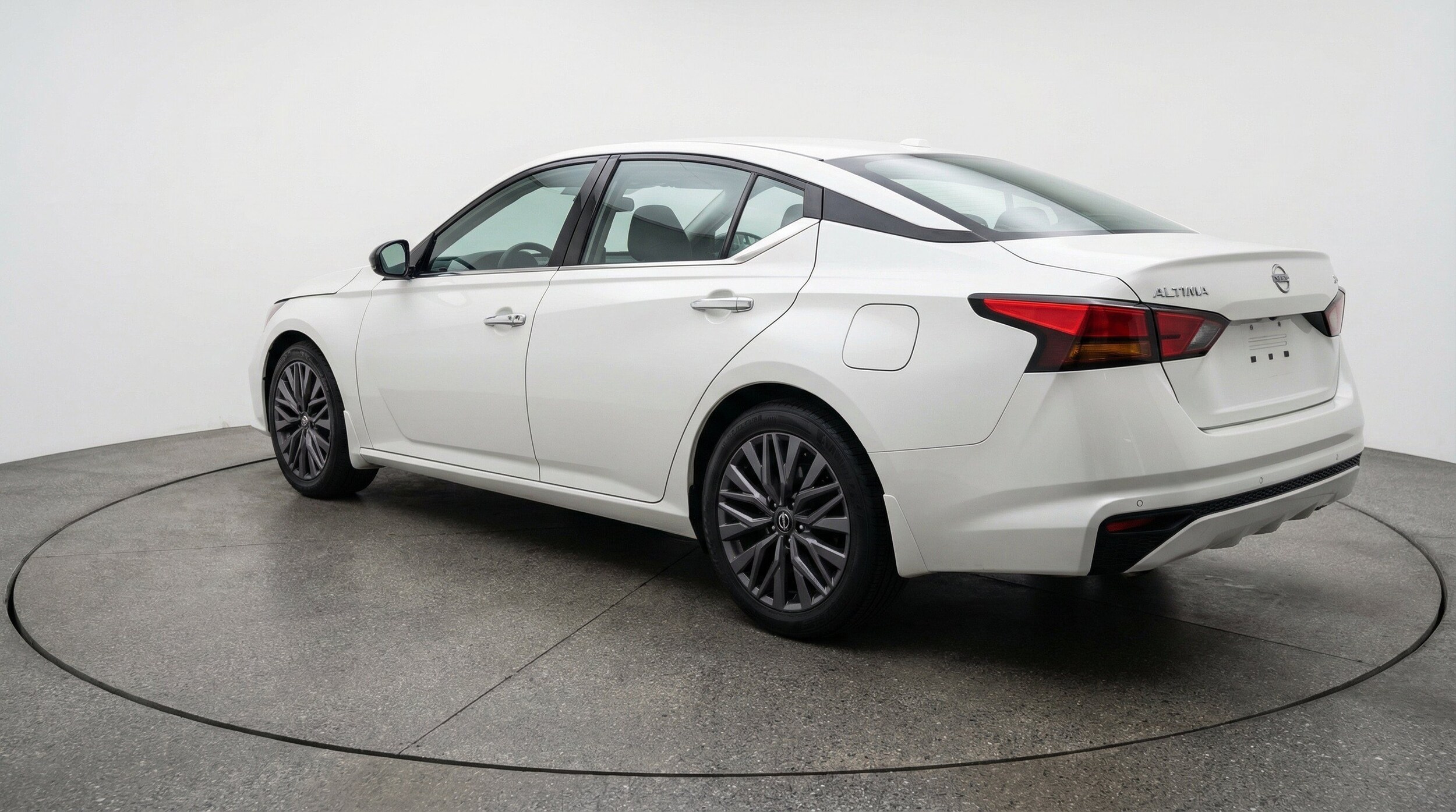 Thumbnail: 2025 Nissan Altima - 6
