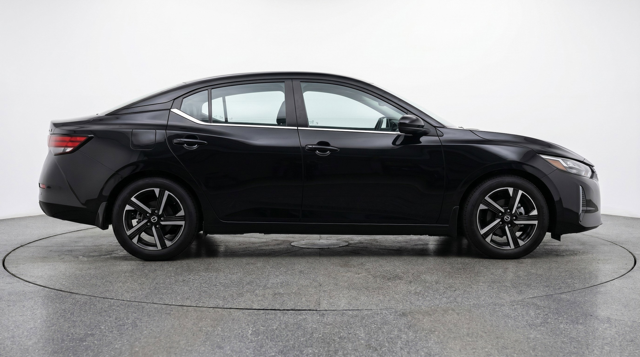 Thumbnail: 2024 Nissan Sentra - 11