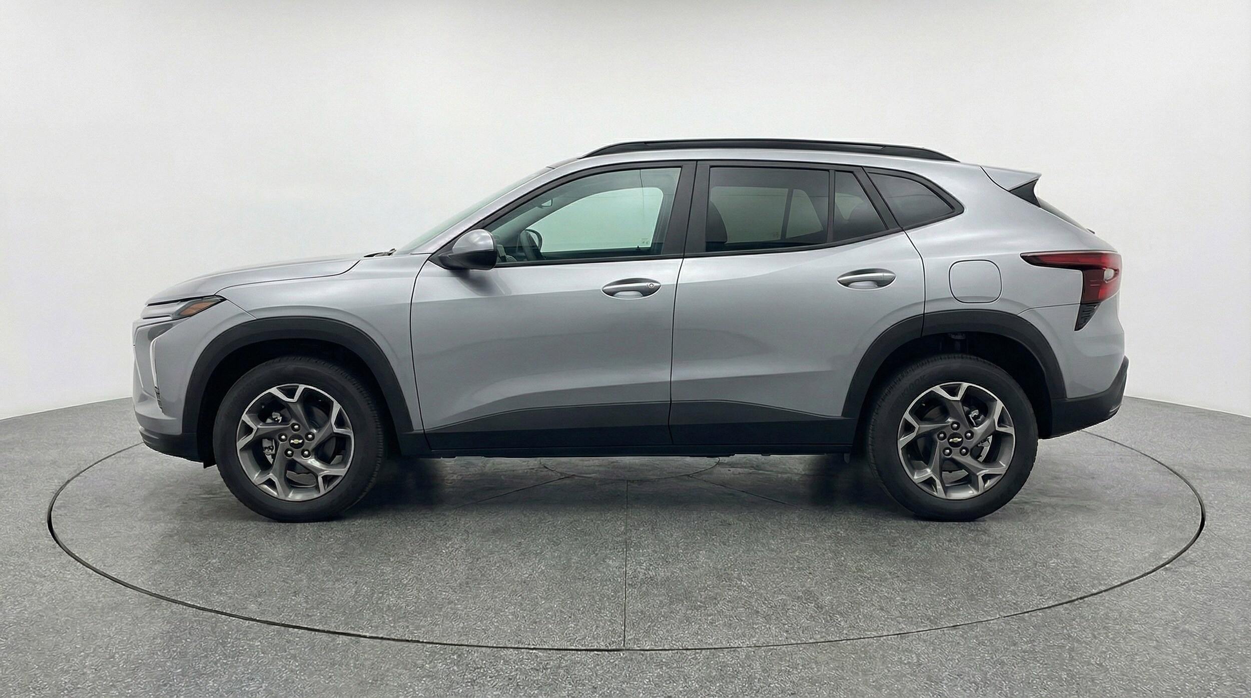 Thumbnail: 2025 Chevrolet Trax - 5