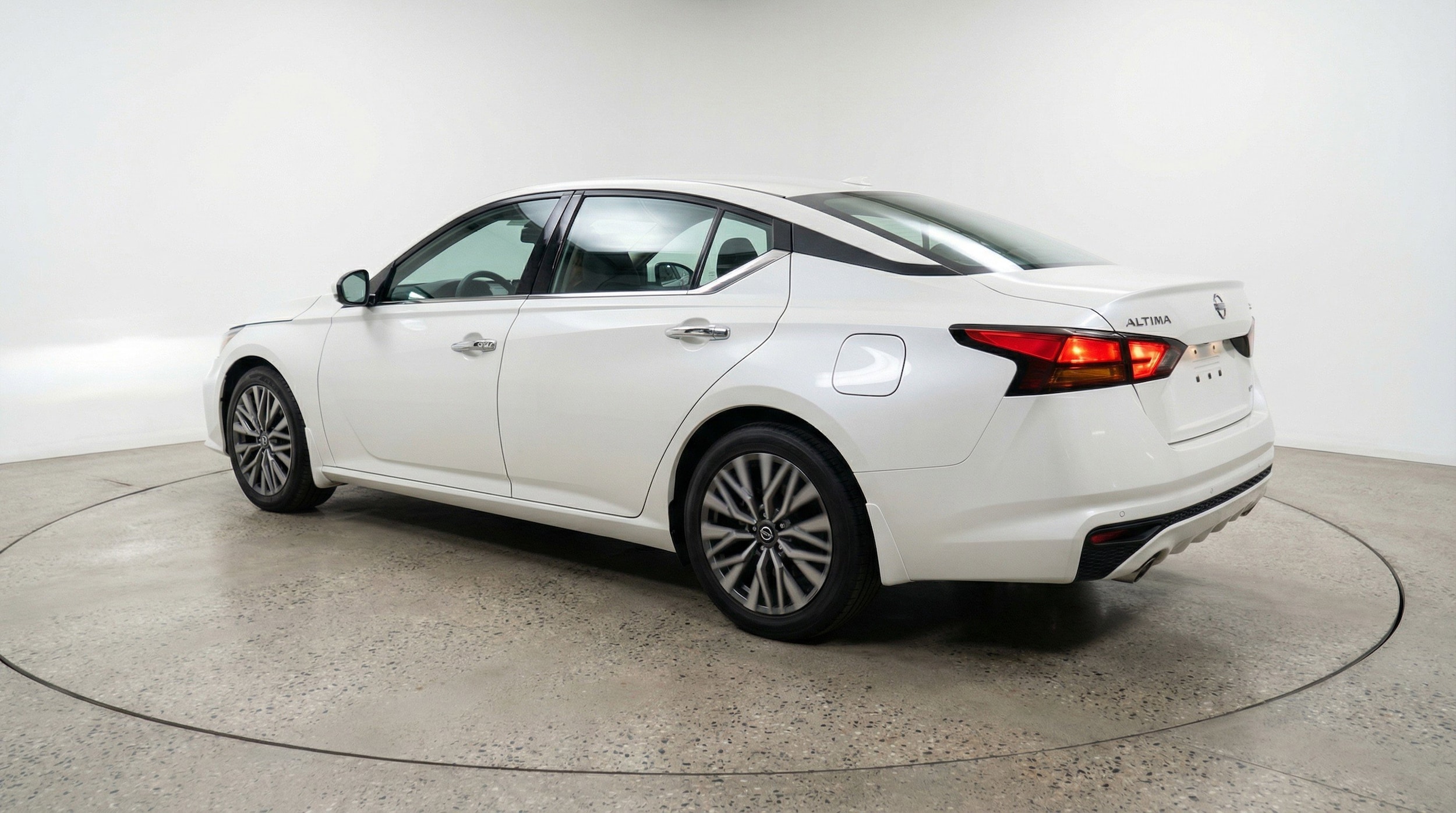 Thumbnail: 2025 Nissan Altima - 6