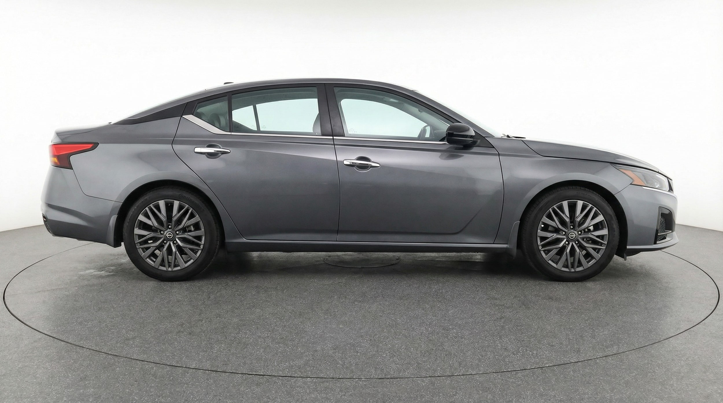 Thumbnail: 2025 Nissan Altima - 8