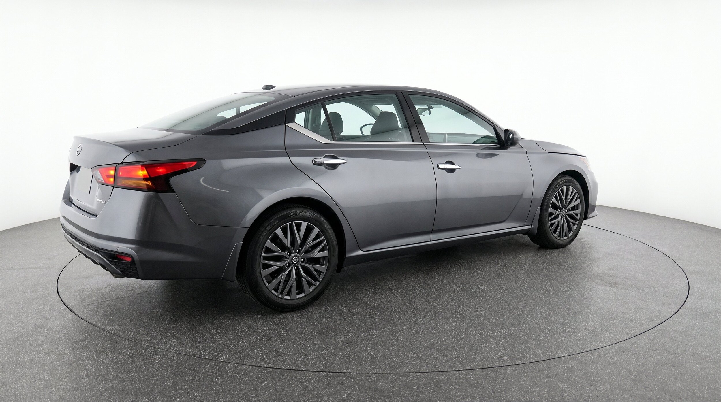 Thumbnail: 2025 Nissan Altima - 9