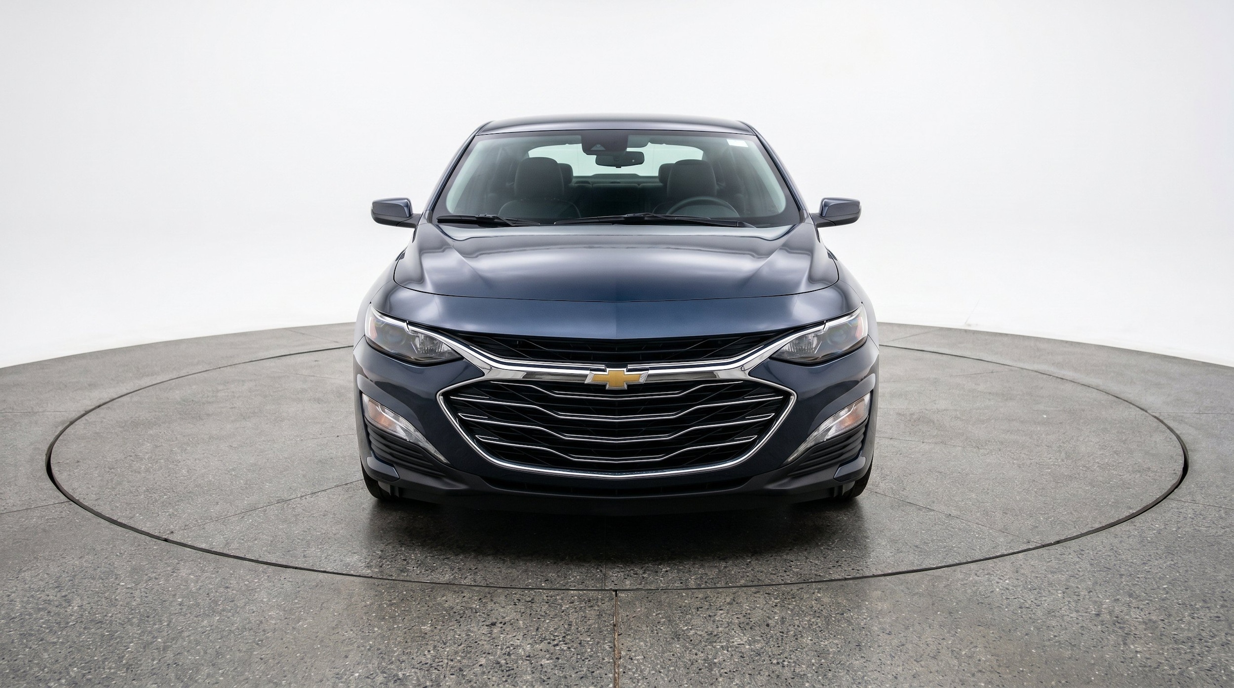 Thumbnail: 2023 Chevrolet Malibu - 2