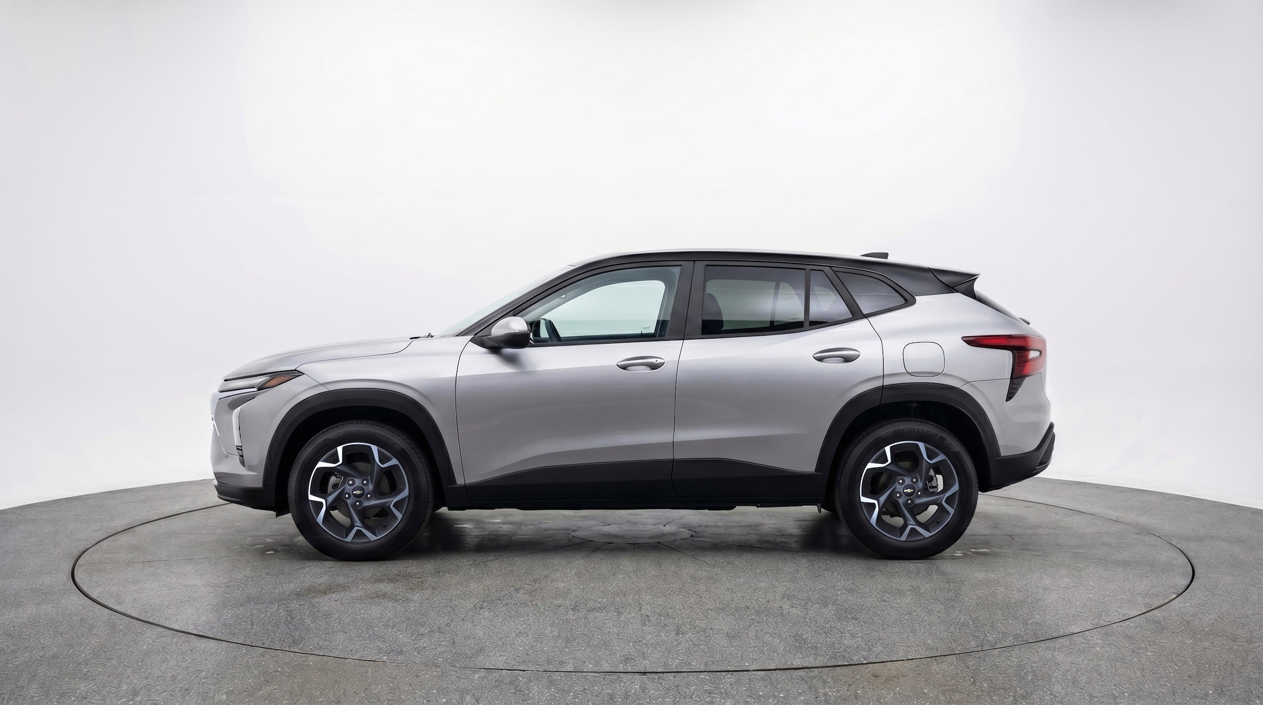 Thumbnail: 2025 Chevrolet Trax - 5