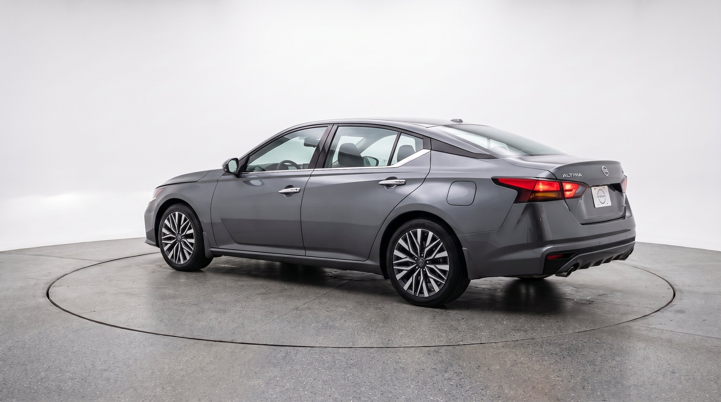 Thumbnail: 2025 Nissan Altima - 6