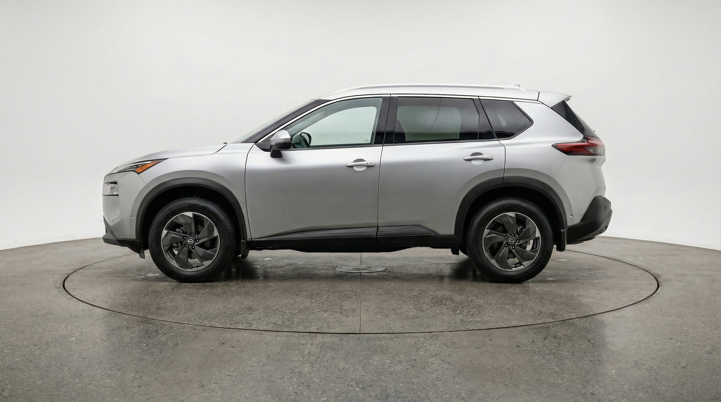 Thumbnail: 2025 Nissan Rogue - 4