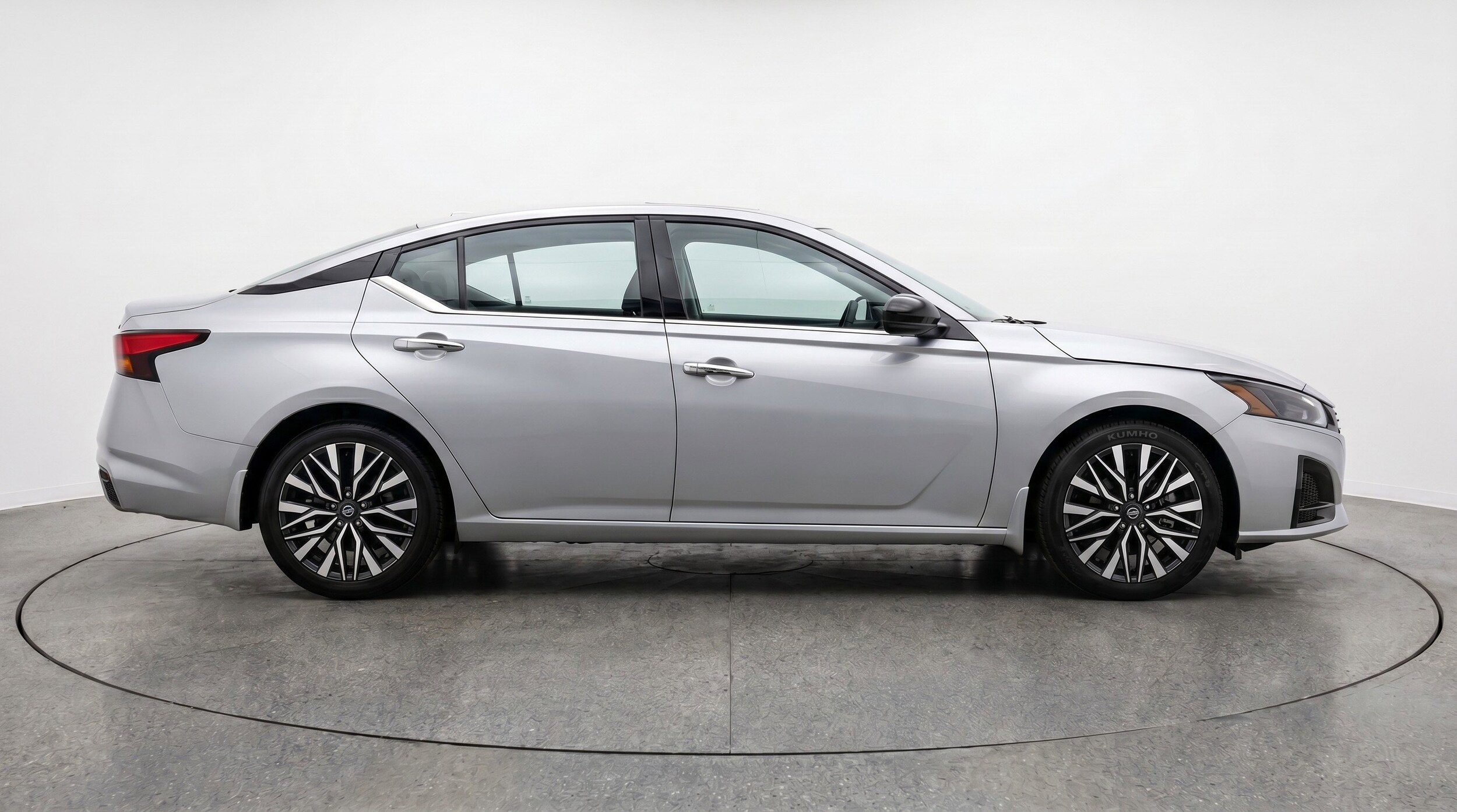 Thumbnail: 2025 Nissan Altima - 11
