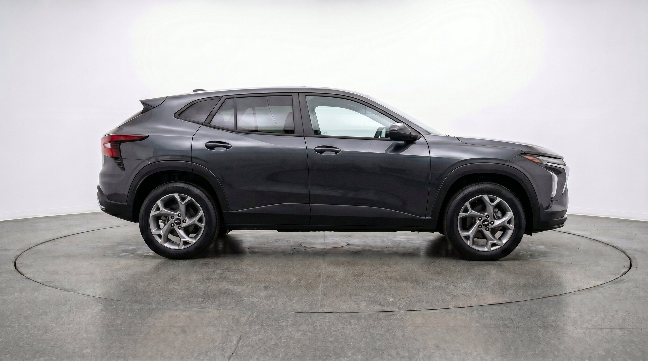 Thumbnail: 2025 Chevrolet Trax - 11