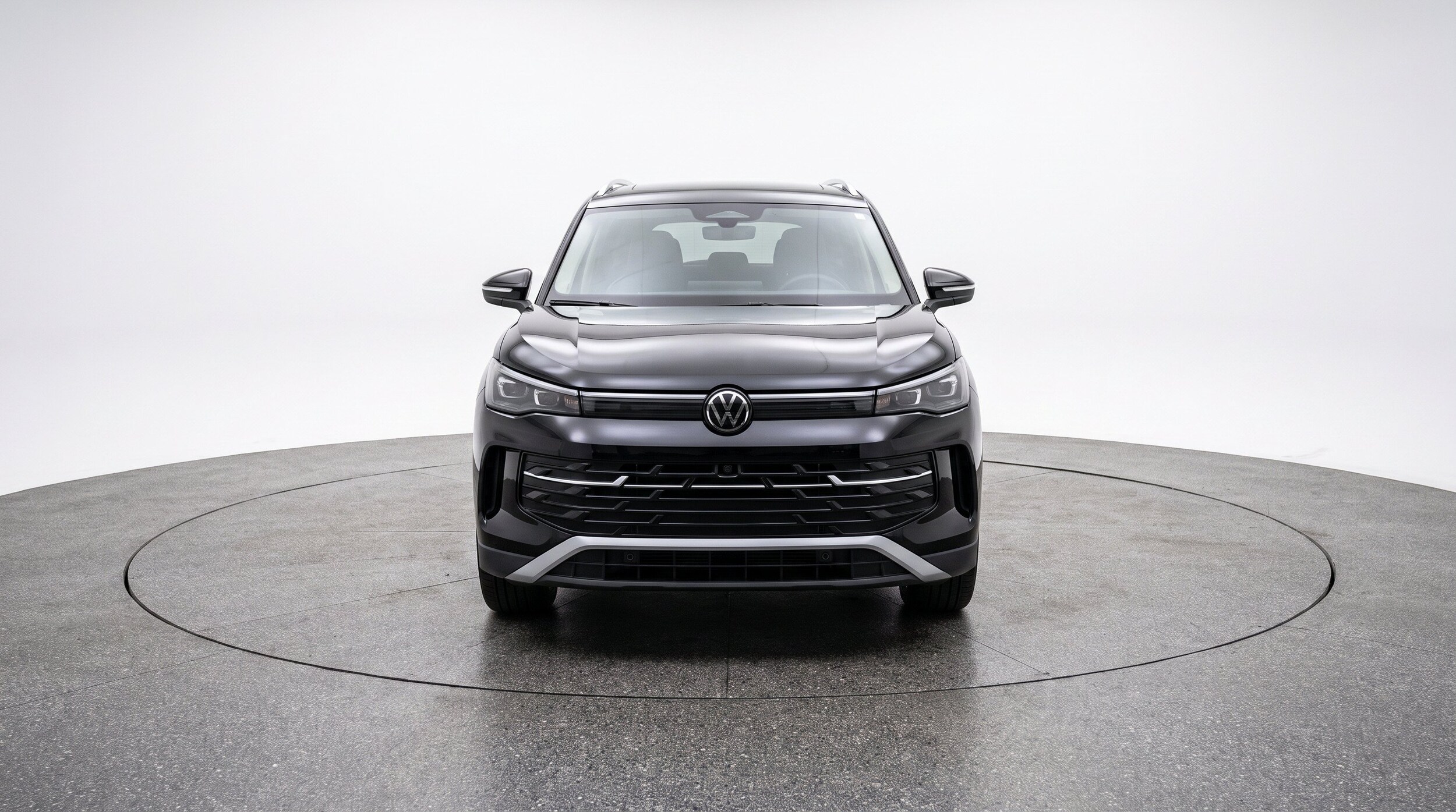 Thumbnail: 2026 Volkswagen Tiguan - 2