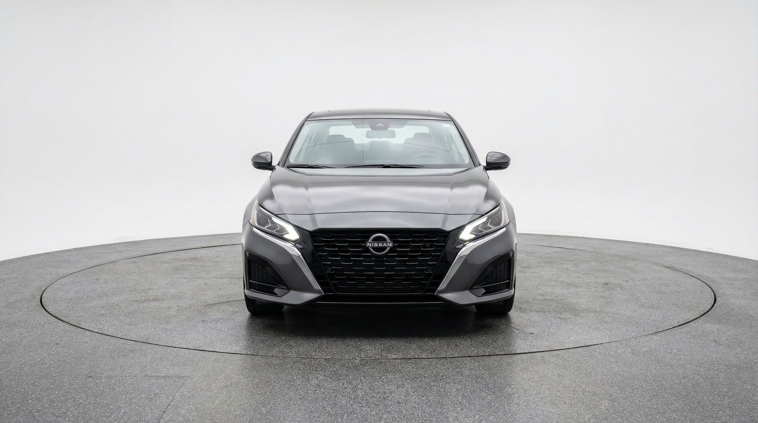Thumbnail: 2025 Nissan Altima - 2