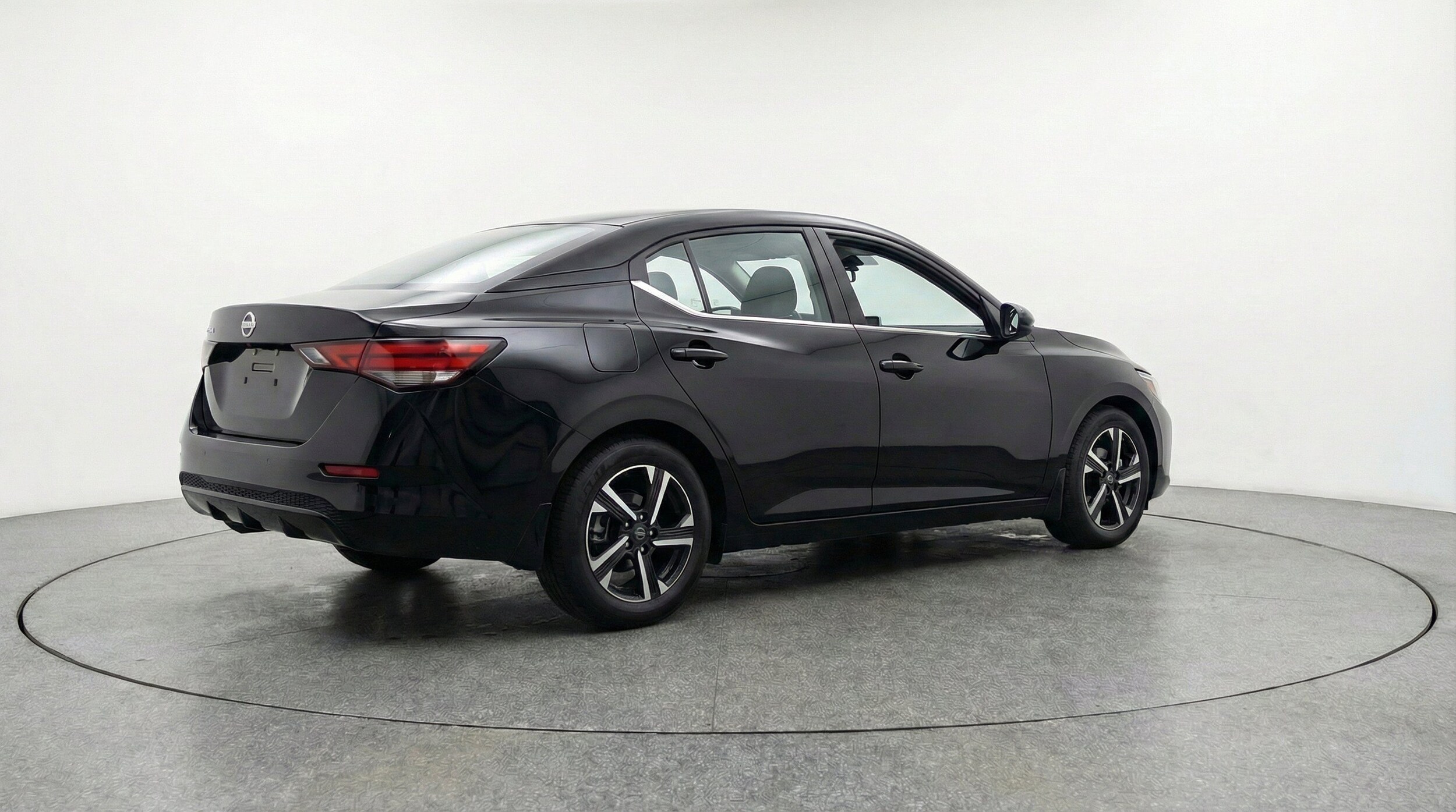 Thumbnail: 2025 Nissan Sentra - 9