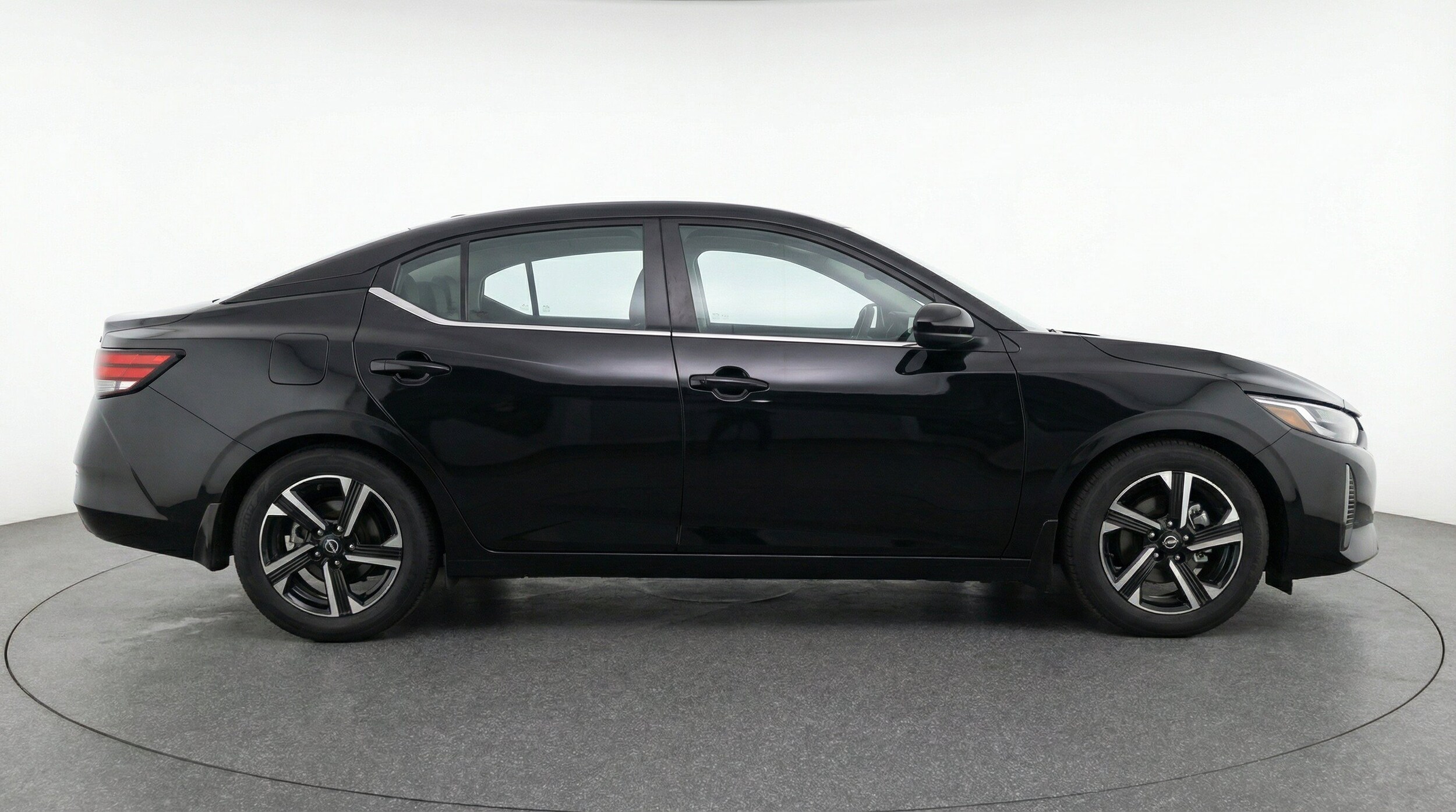 Thumbnail: 2025 Nissan Sentra - 11