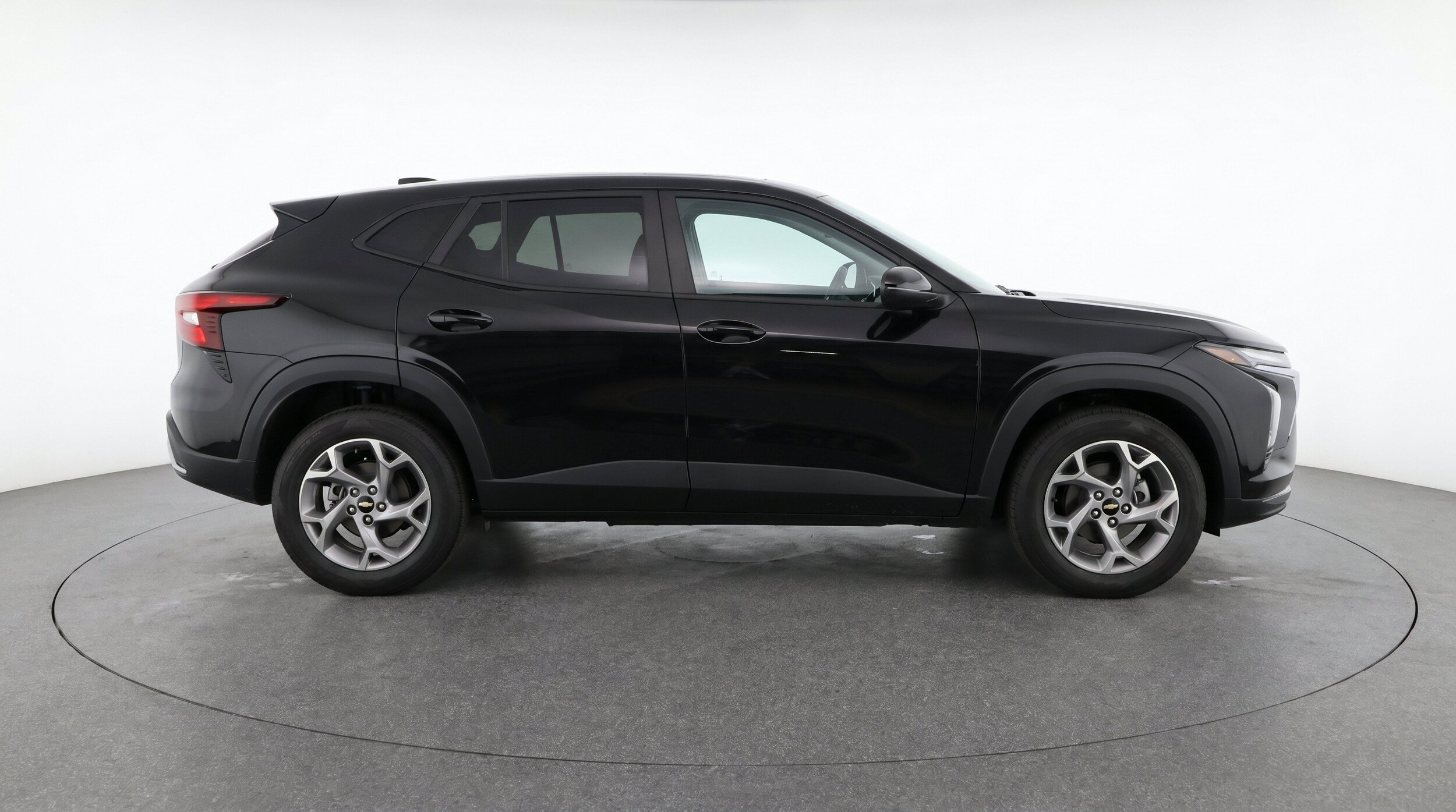Thumbnail: 2025 Chevrolet Trax - 11