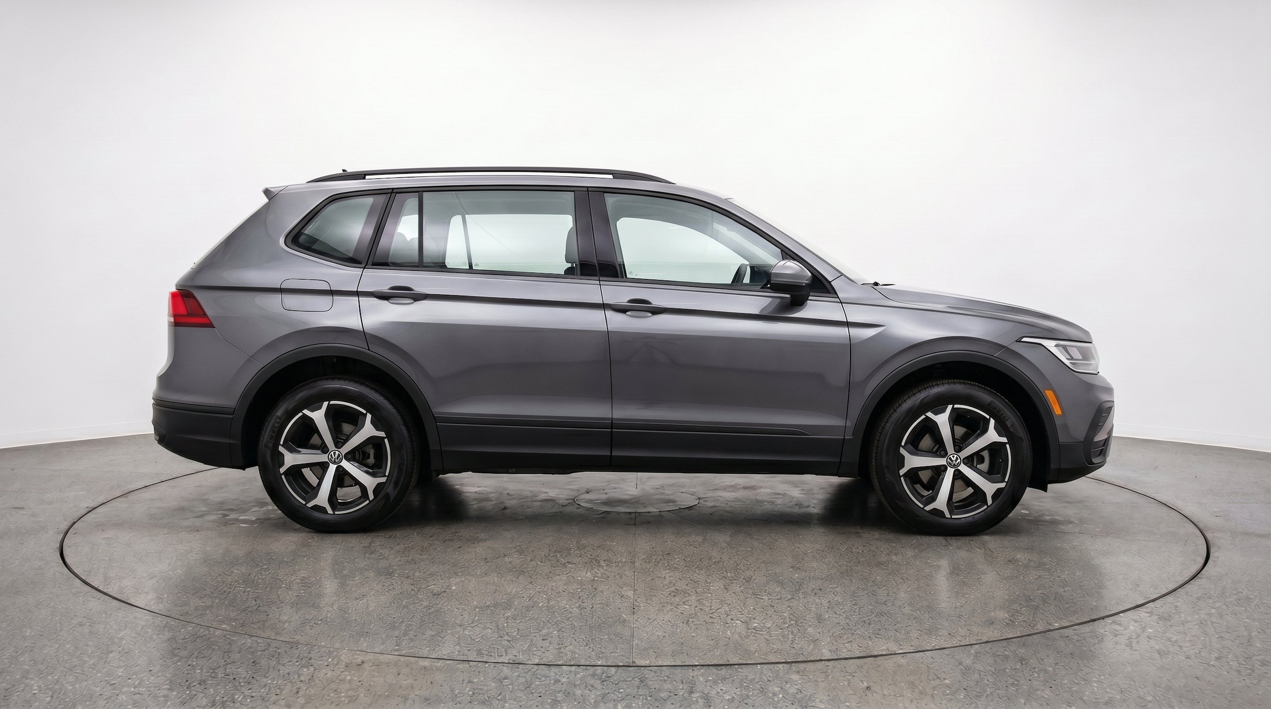 Thumbnail: 2026 Volkswagen Tiguan - 11