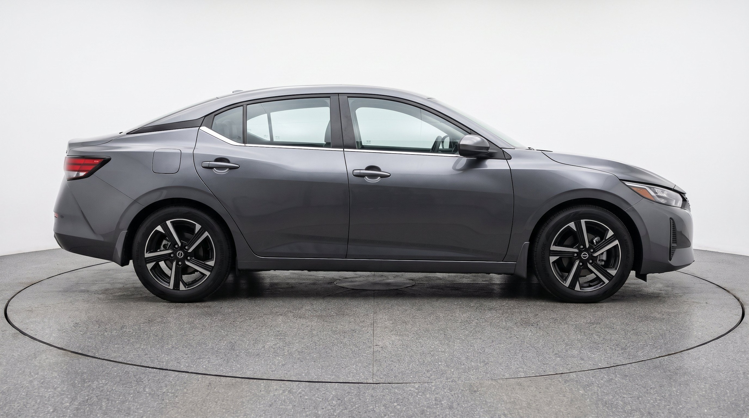 Thumbnail: 2025 Nissan Sentra - 11