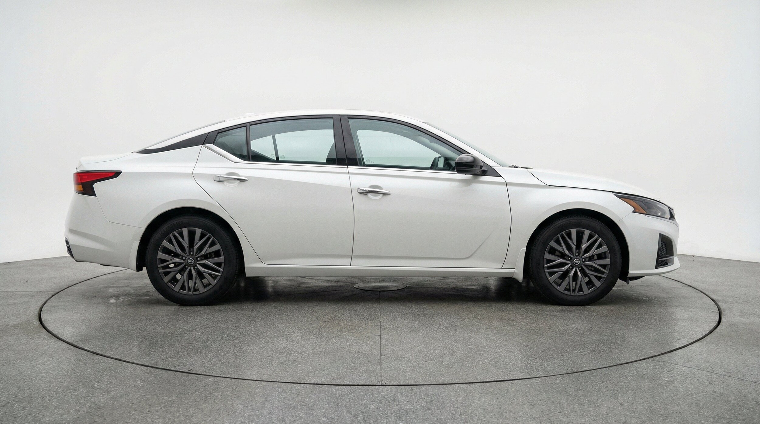 Thumbnail: 2025 Nissan Altima - 11