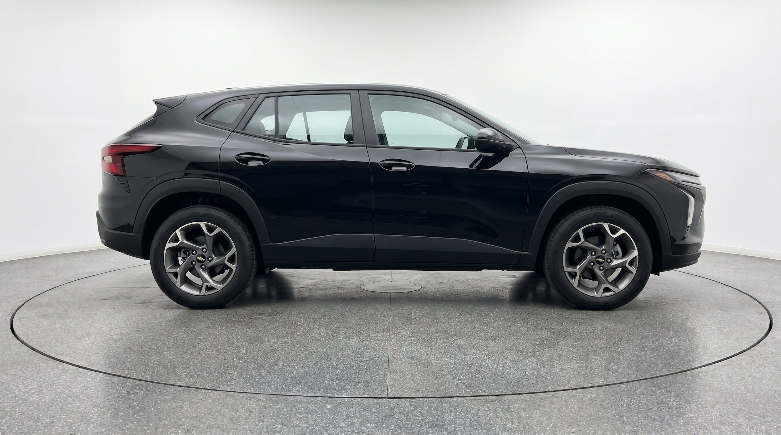 Thumbnail: 2025 Chevrolet Trax - 11